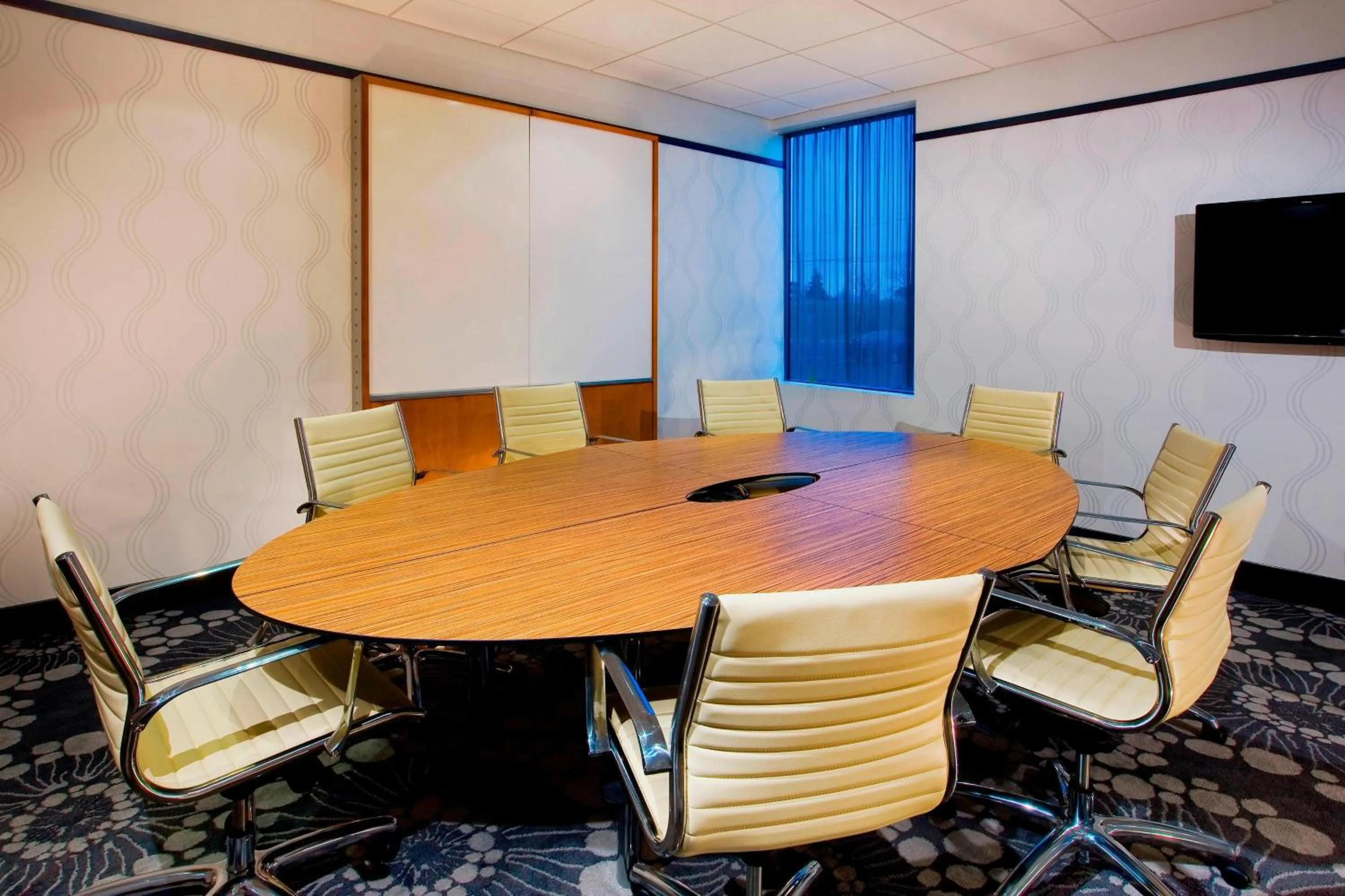 Meeting/conference room in Aloft Mount Laurel