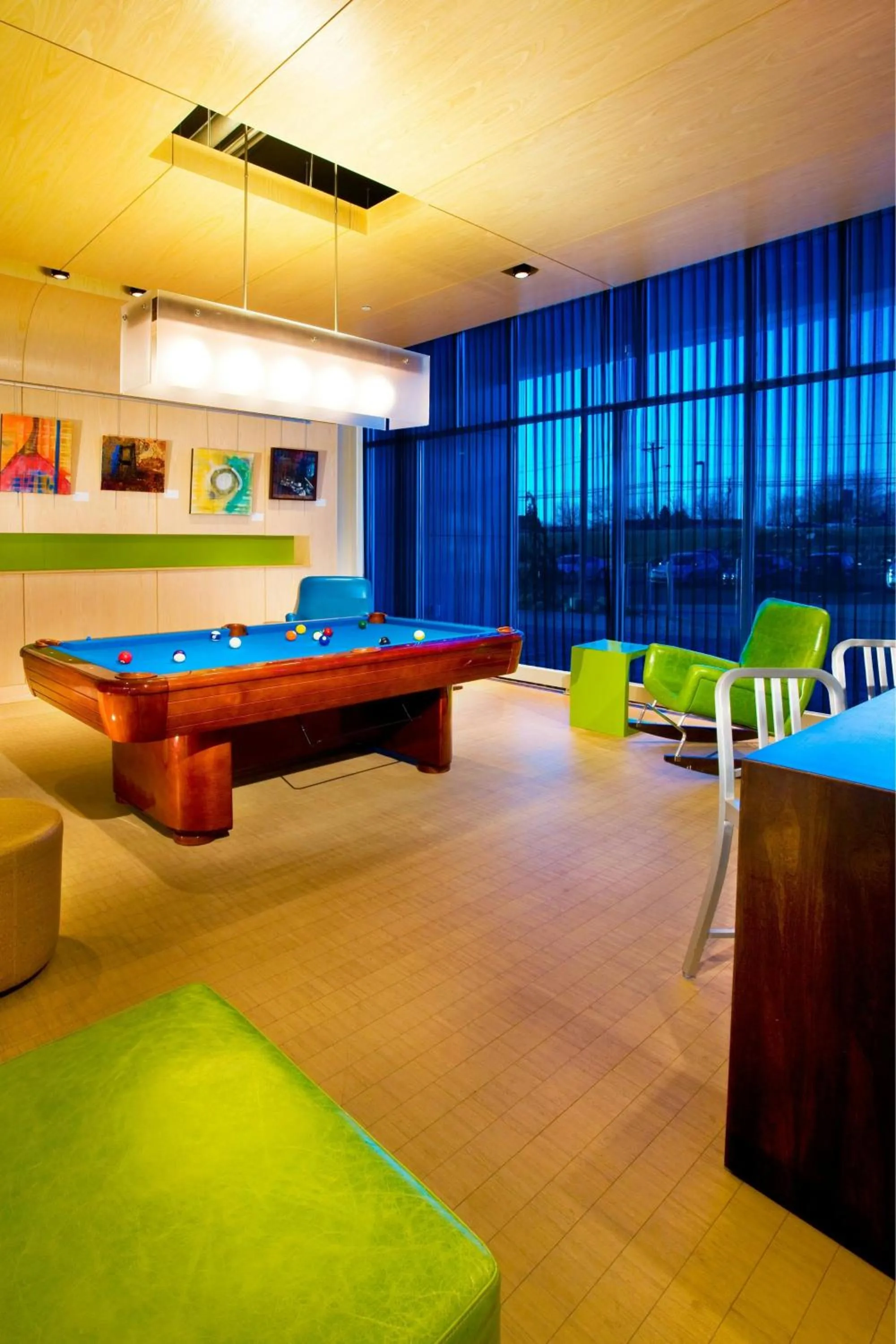 Lounge or bar in Aloft Mount Laurel