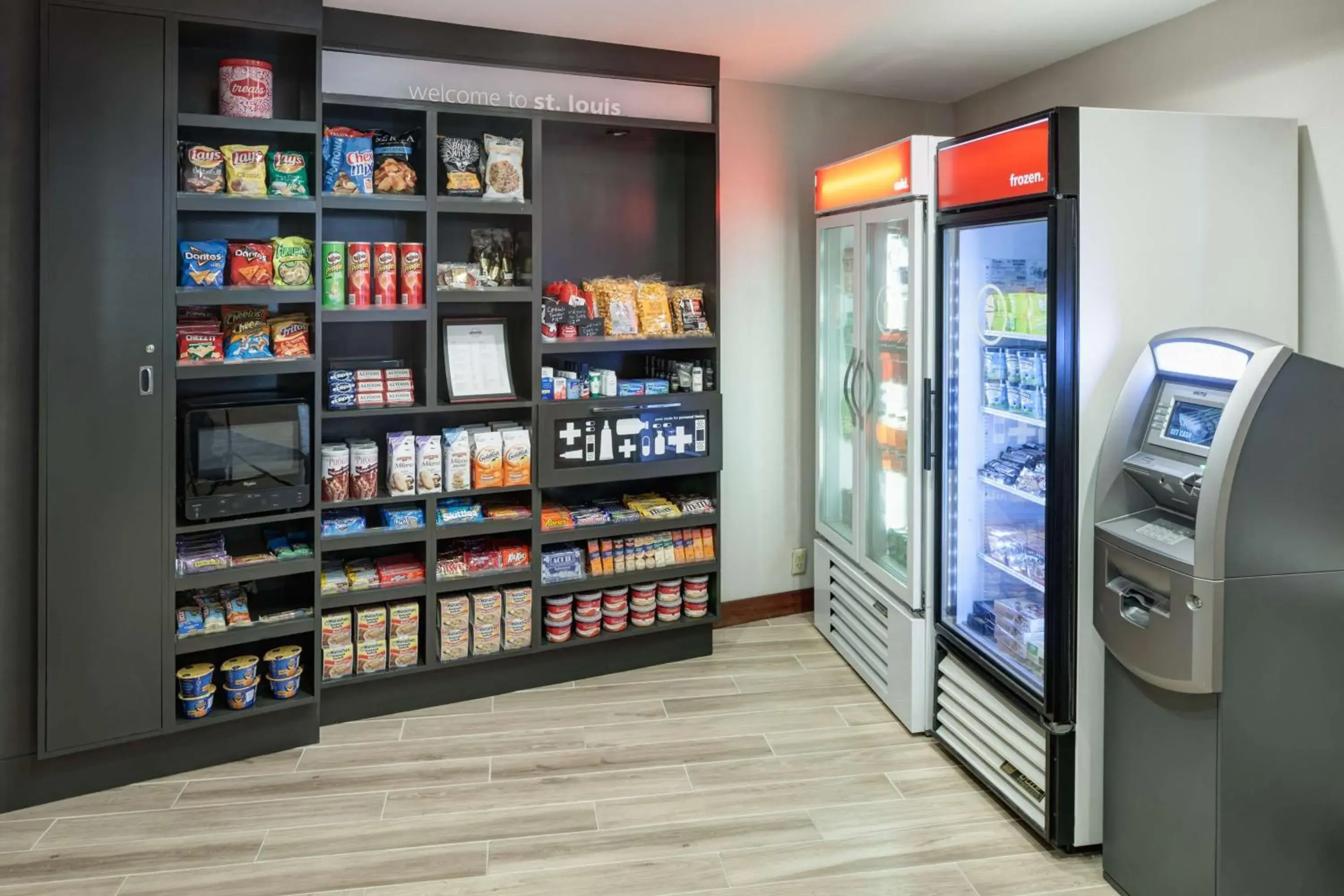 Restaurant/places to eat in Hampton Inn St Louis- at the Arch Restaurant/places to eat in Hampton Inn St Louis- at the Arch