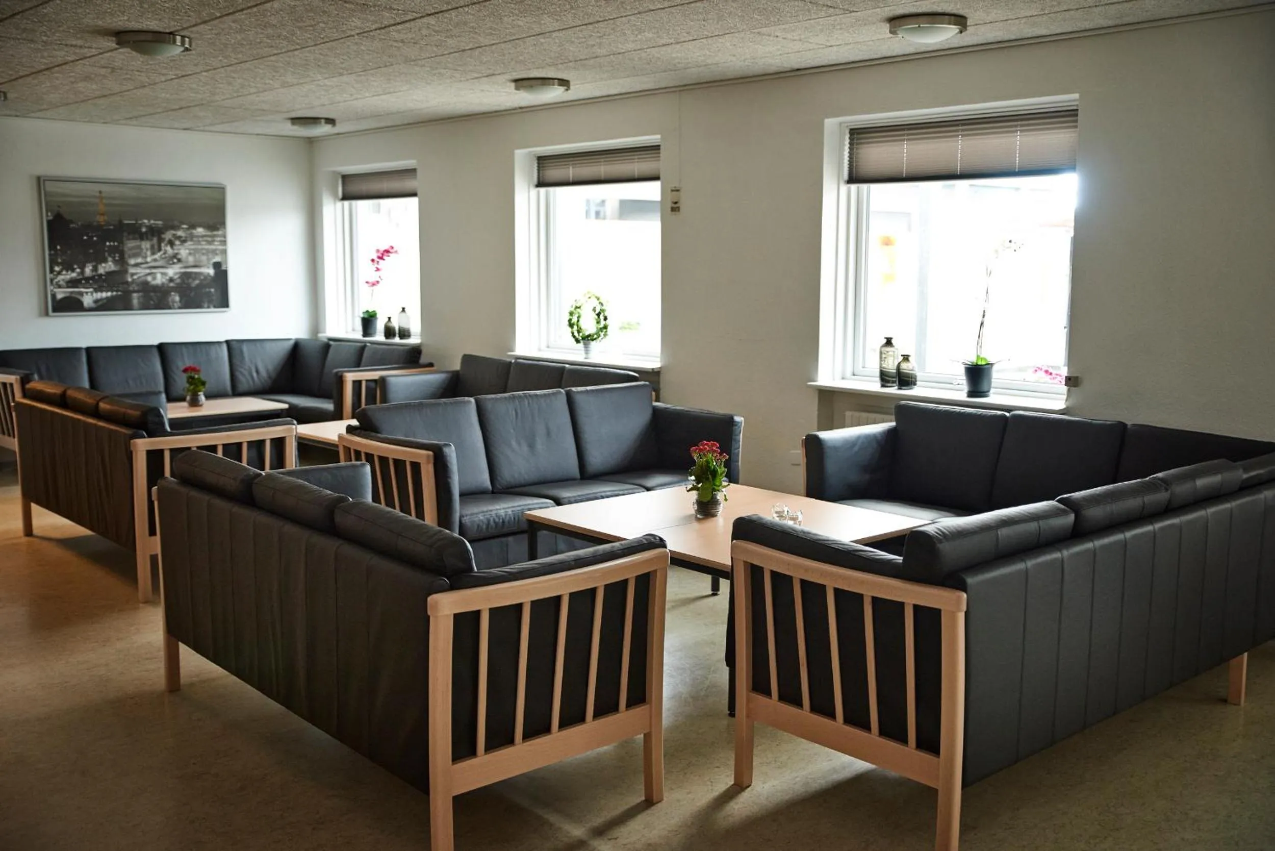 Communal lounge/ TV room in Danhostel Thyborøn