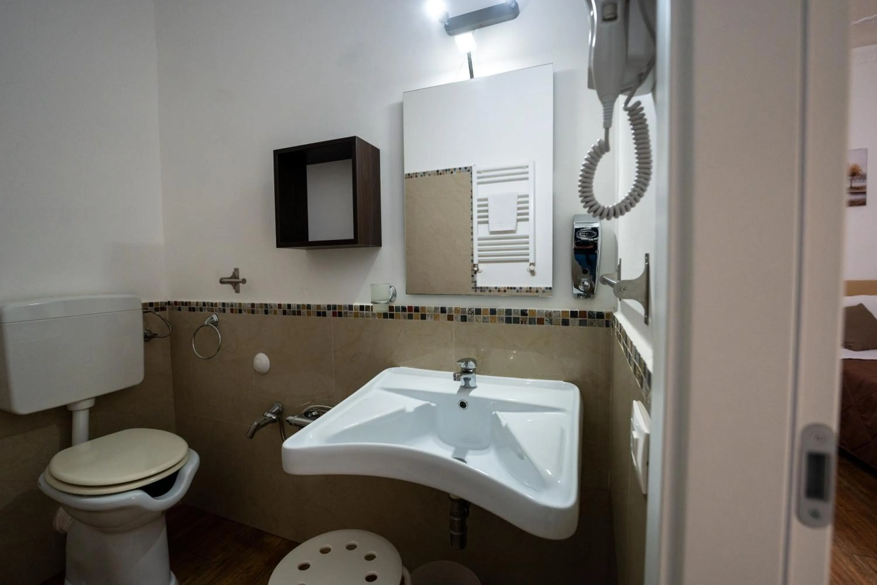 Shower in B&B Villa Achibea