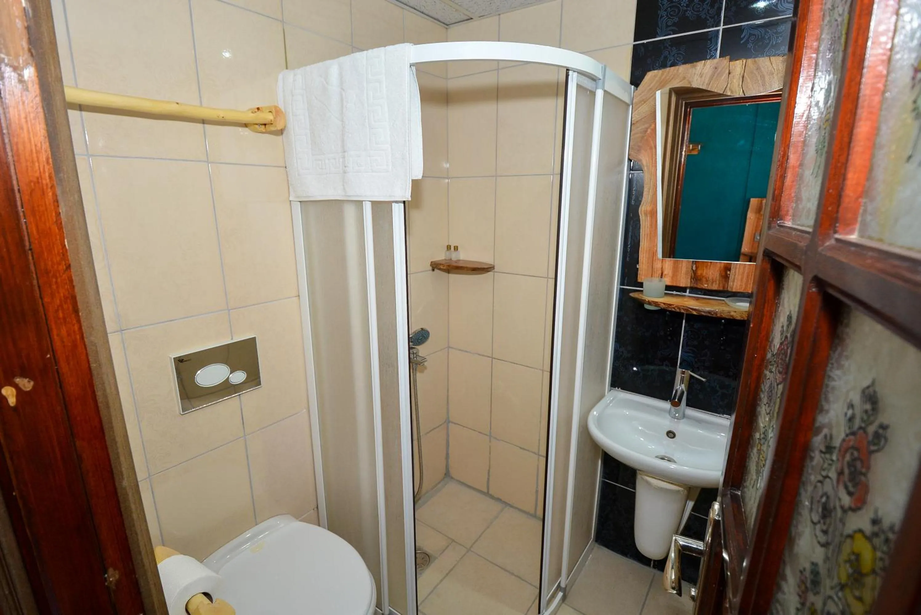 Bathroom in Otel Wood House