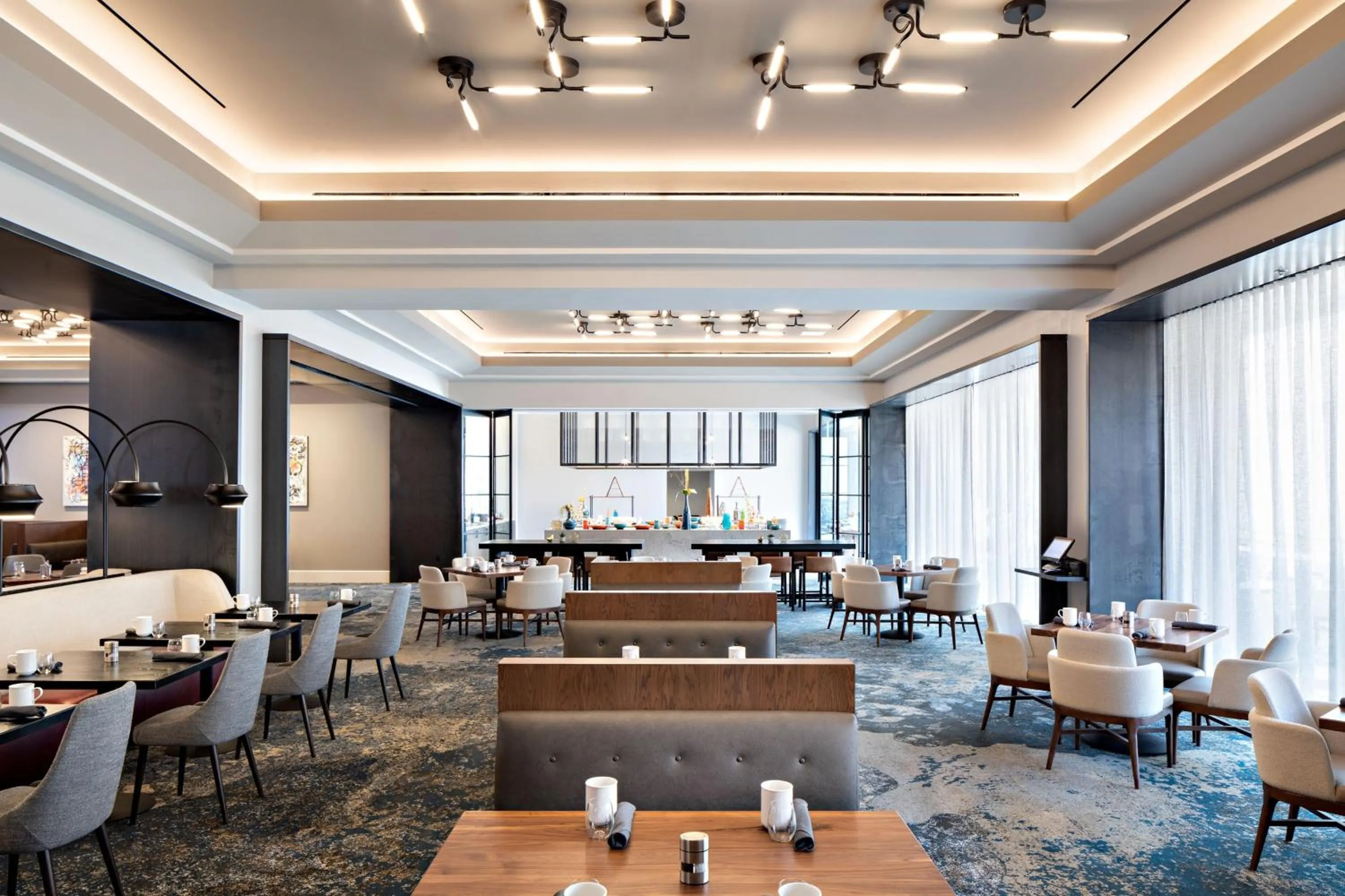 Restaurant/places to eat in Sheraton Dallas Hotel