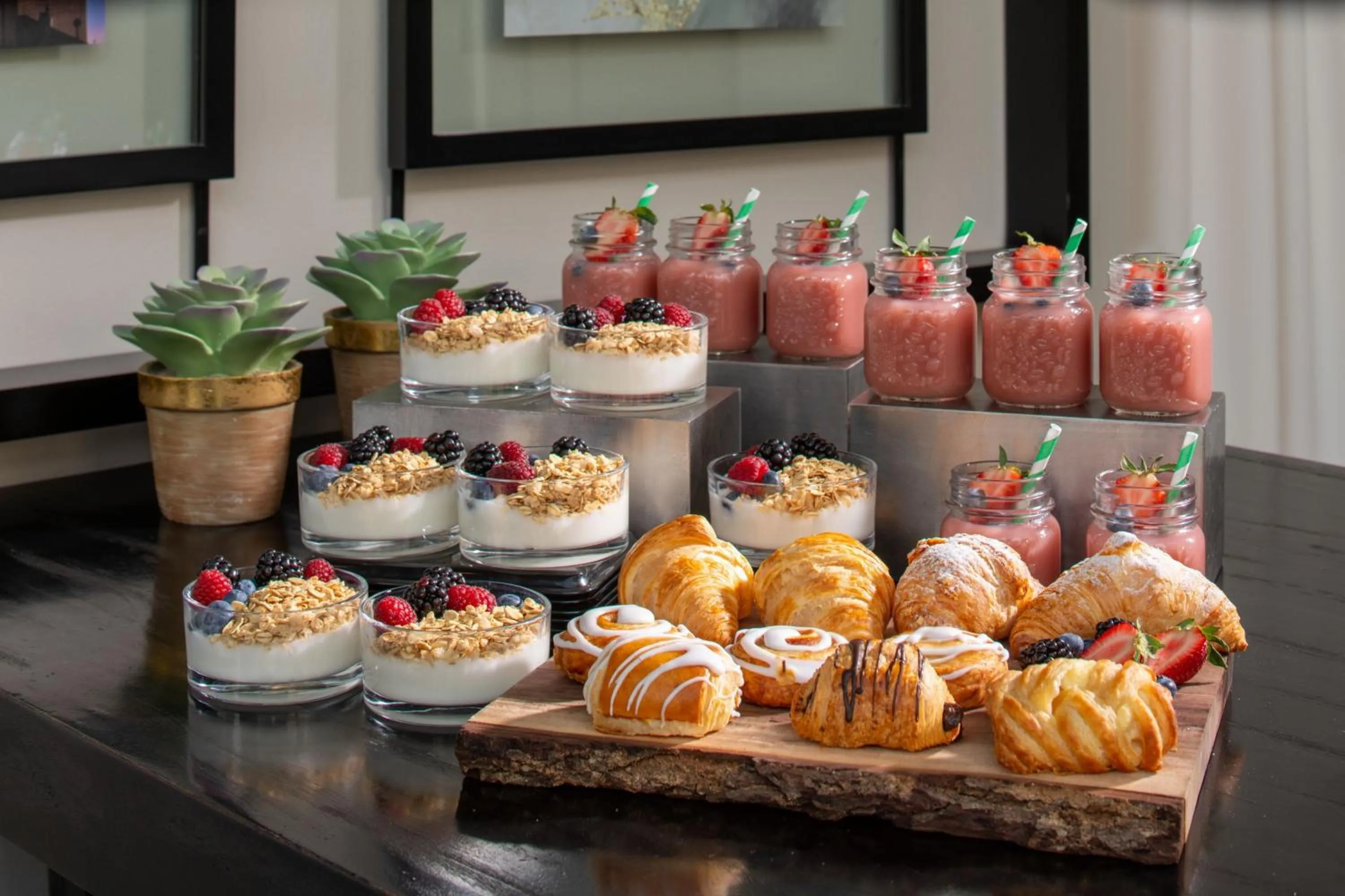 Restaurant/places to eat in Sheraton Dallas Hotel