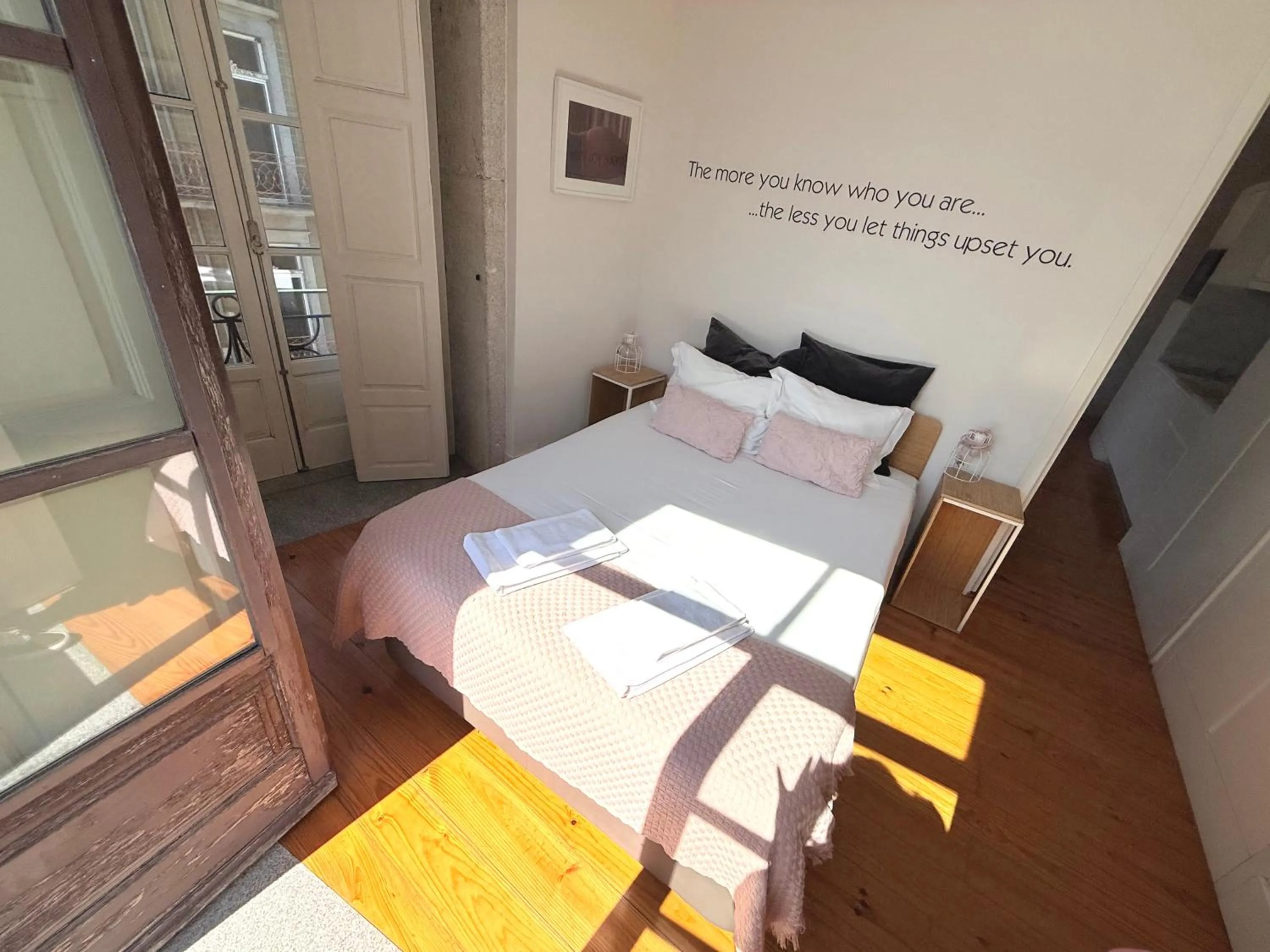 Bed in Porto Cinema Apartments