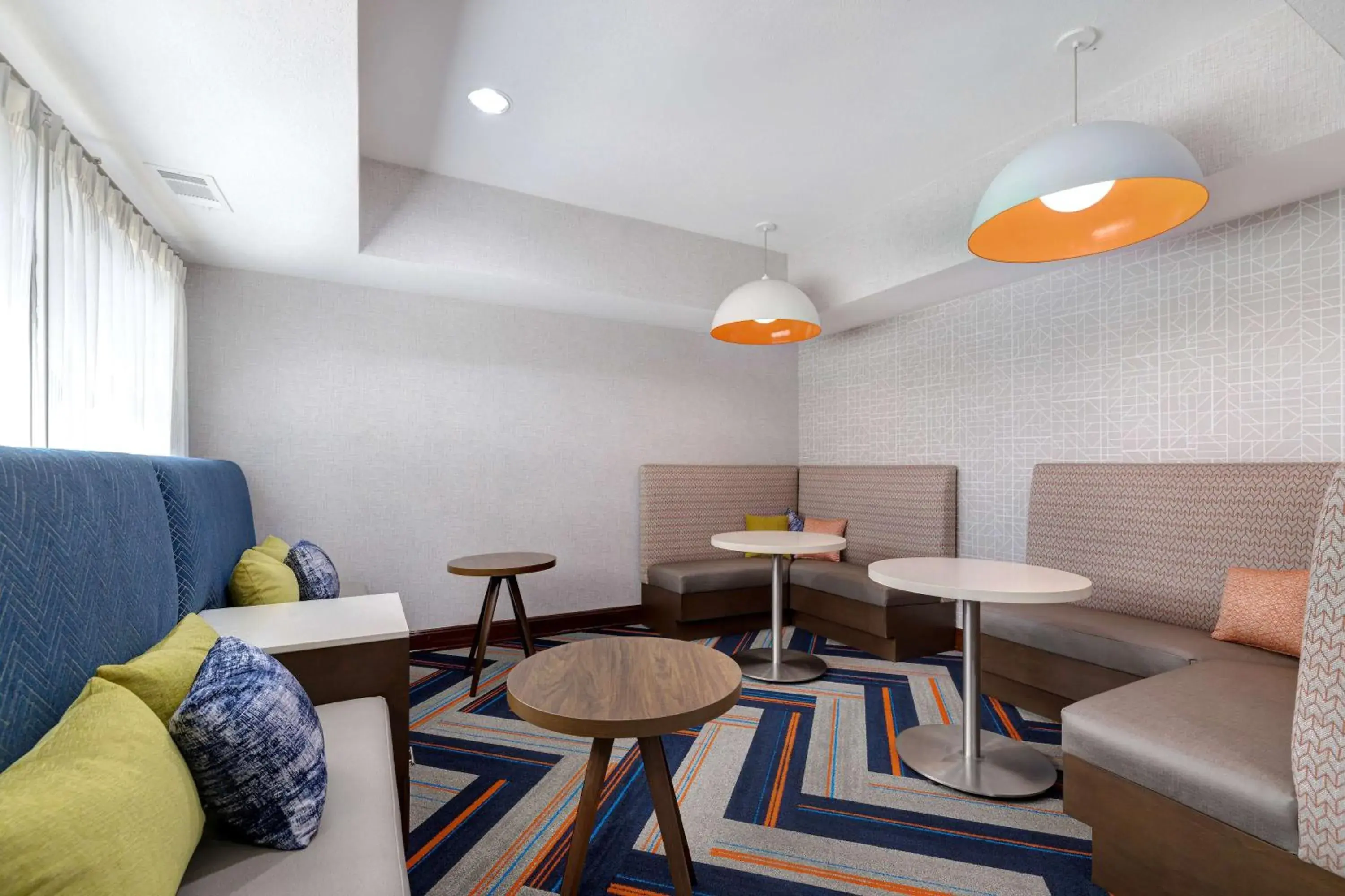 Lobby or reception in Hampton Inn by Hilton in Hot Springs, Arkansas Lobby or reception in Hampton Inn by Hilton in Hot Springs, Arkansas