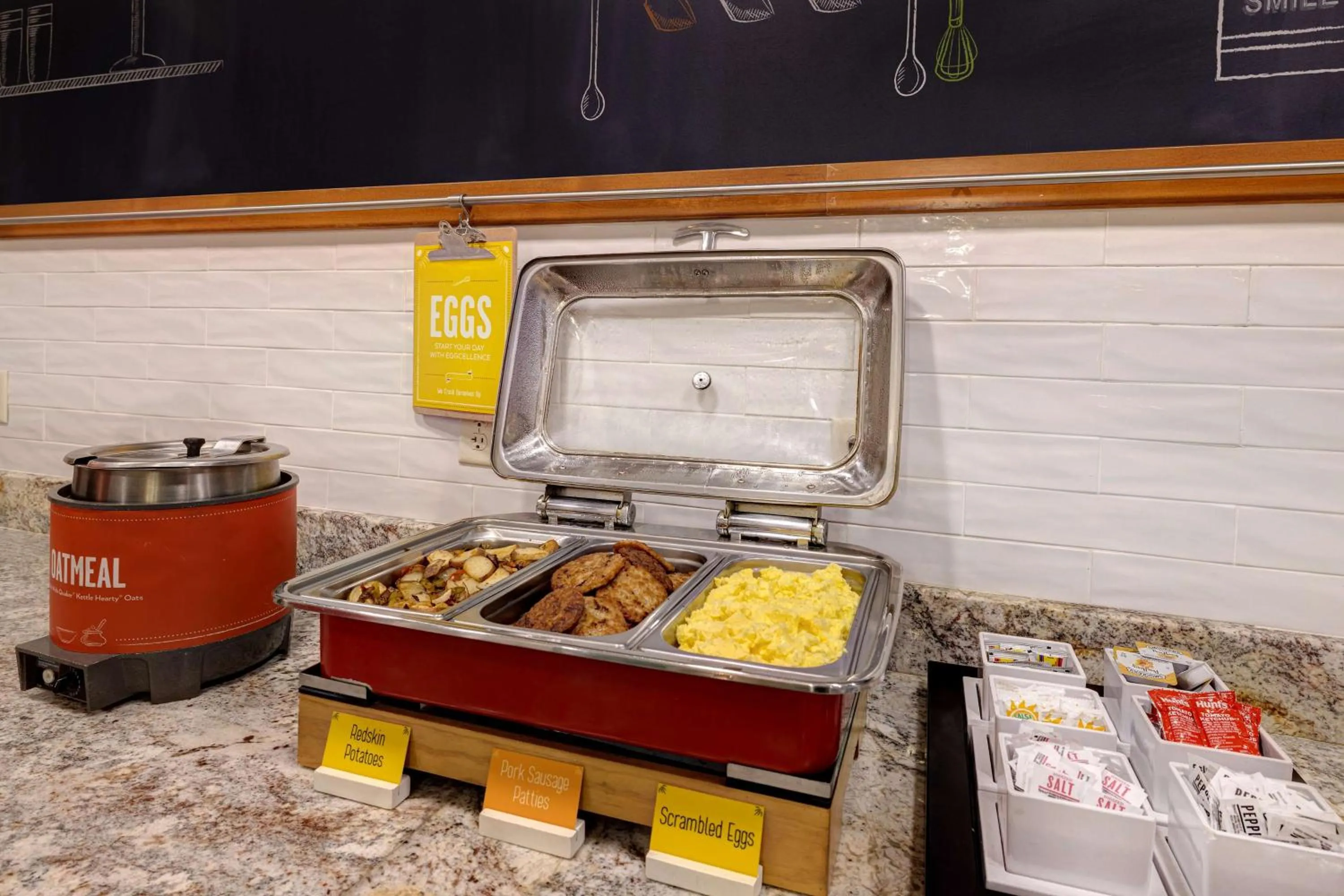 Breakfast in Hampton Inn by Hilton in Hot Springs, Arkansas