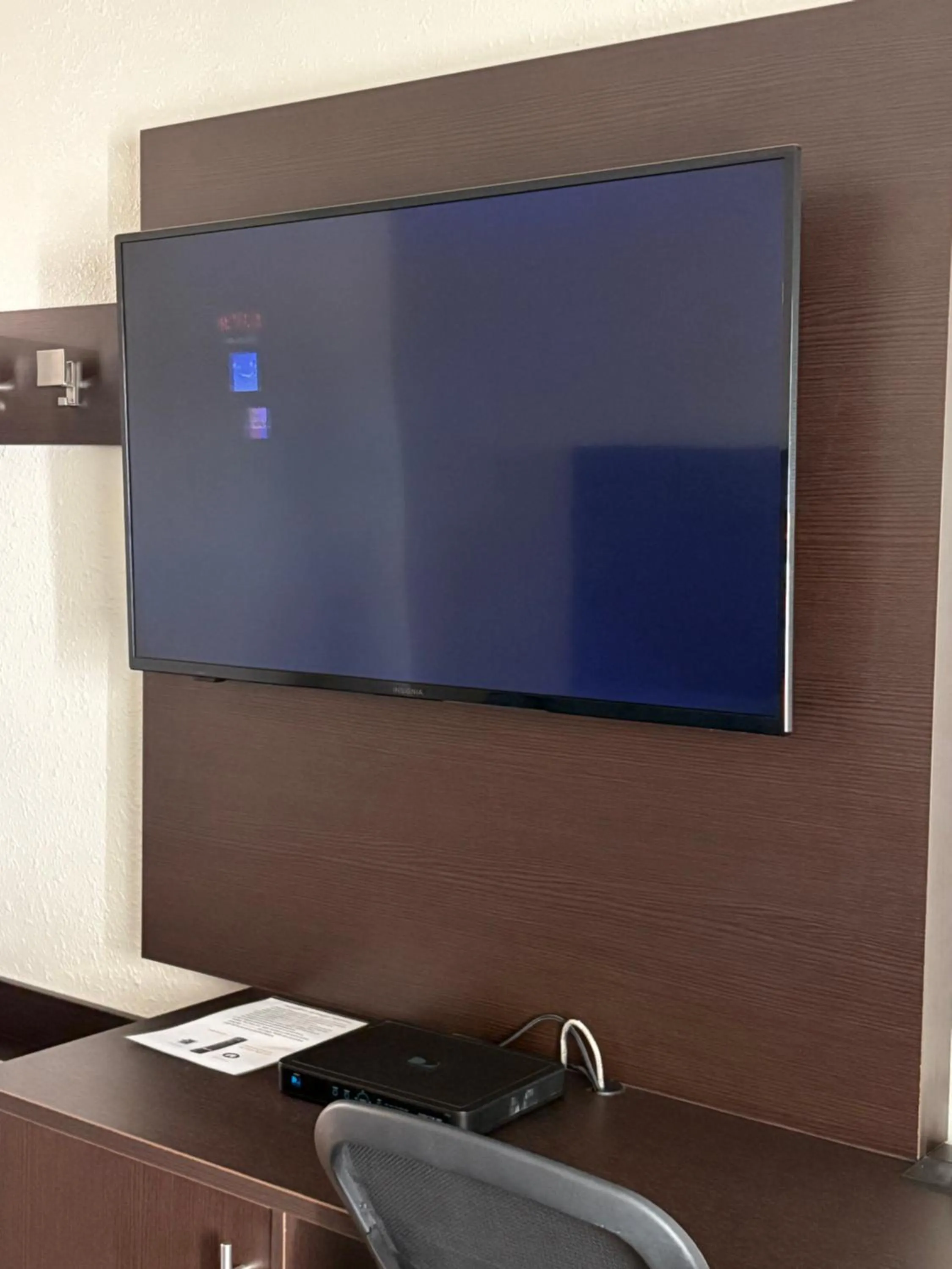 TV and multimedia in Gators Inn on the Bayou