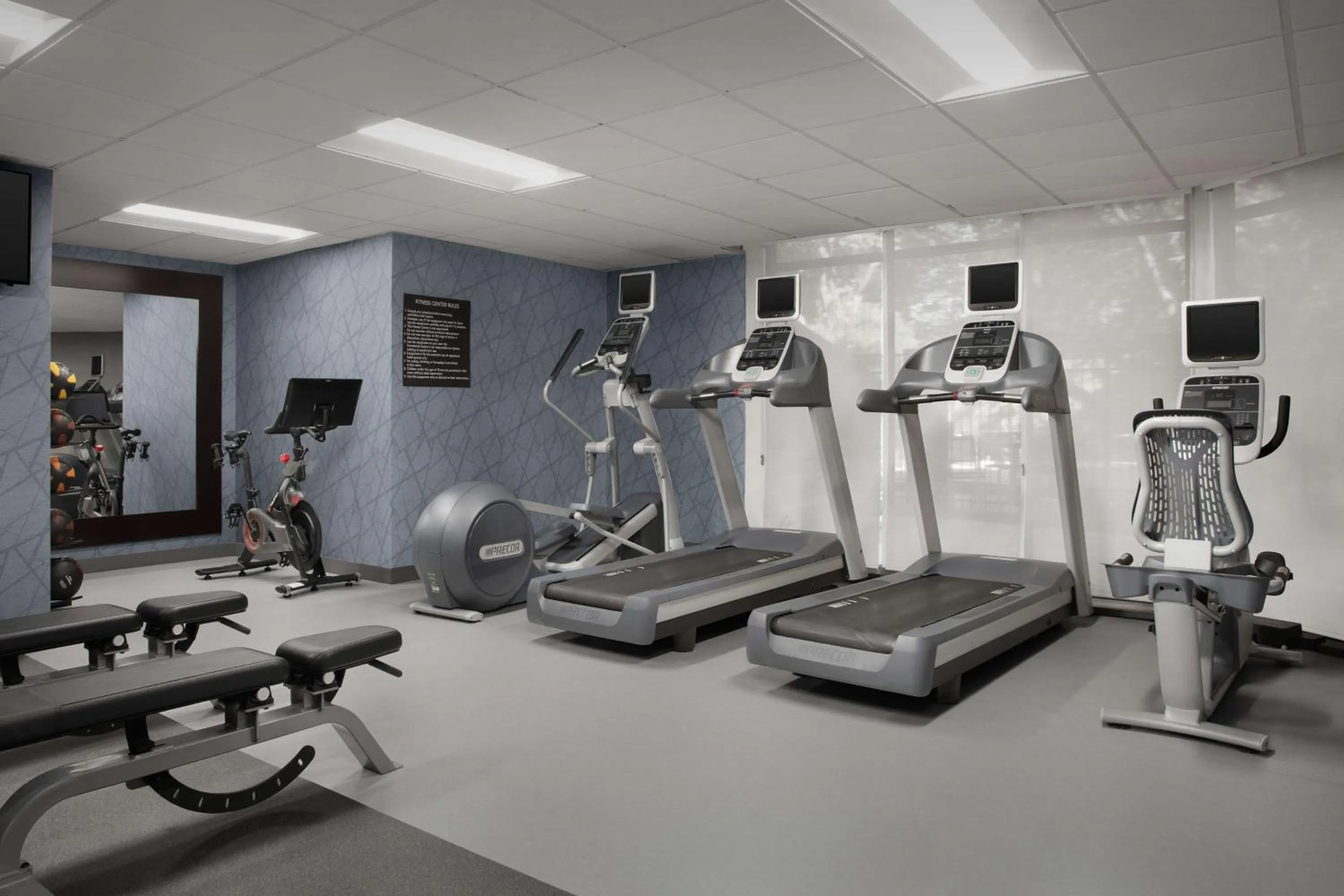 Fitness centre/facilities in Homewood Suites by Hilton Alexandria