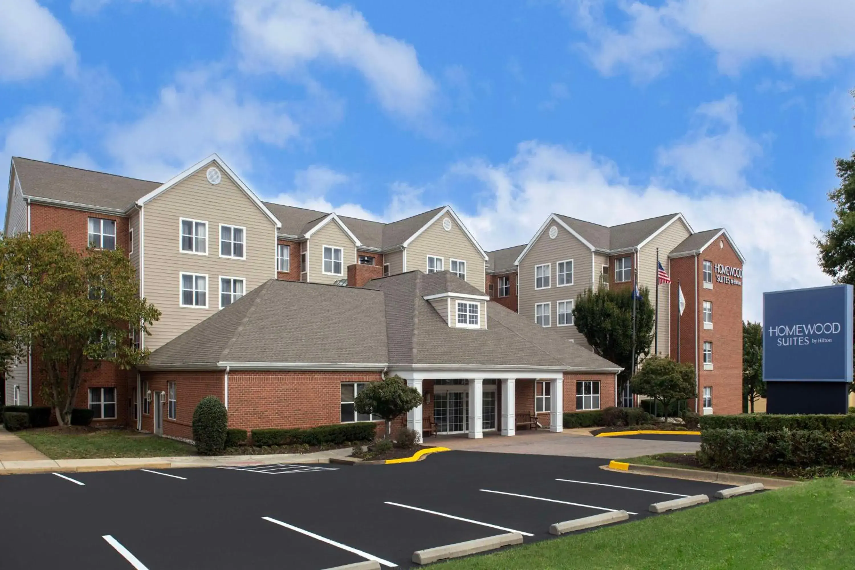 Property building in Homewood Suites by Hilton Alexandria Property building in Homewood Suites by Hilton Alexandria