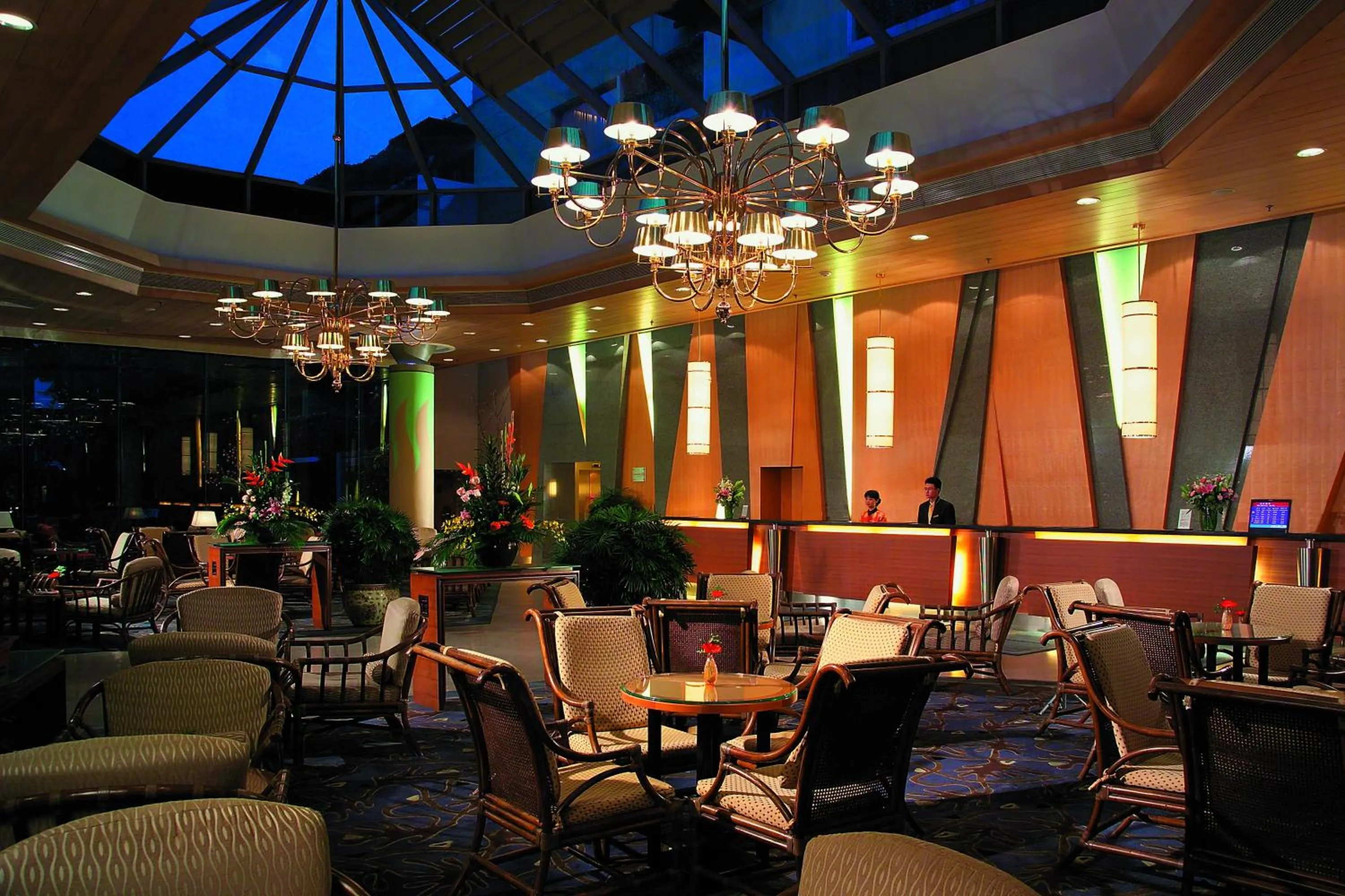 Restaurant/places to eat in Jianguo Hotel