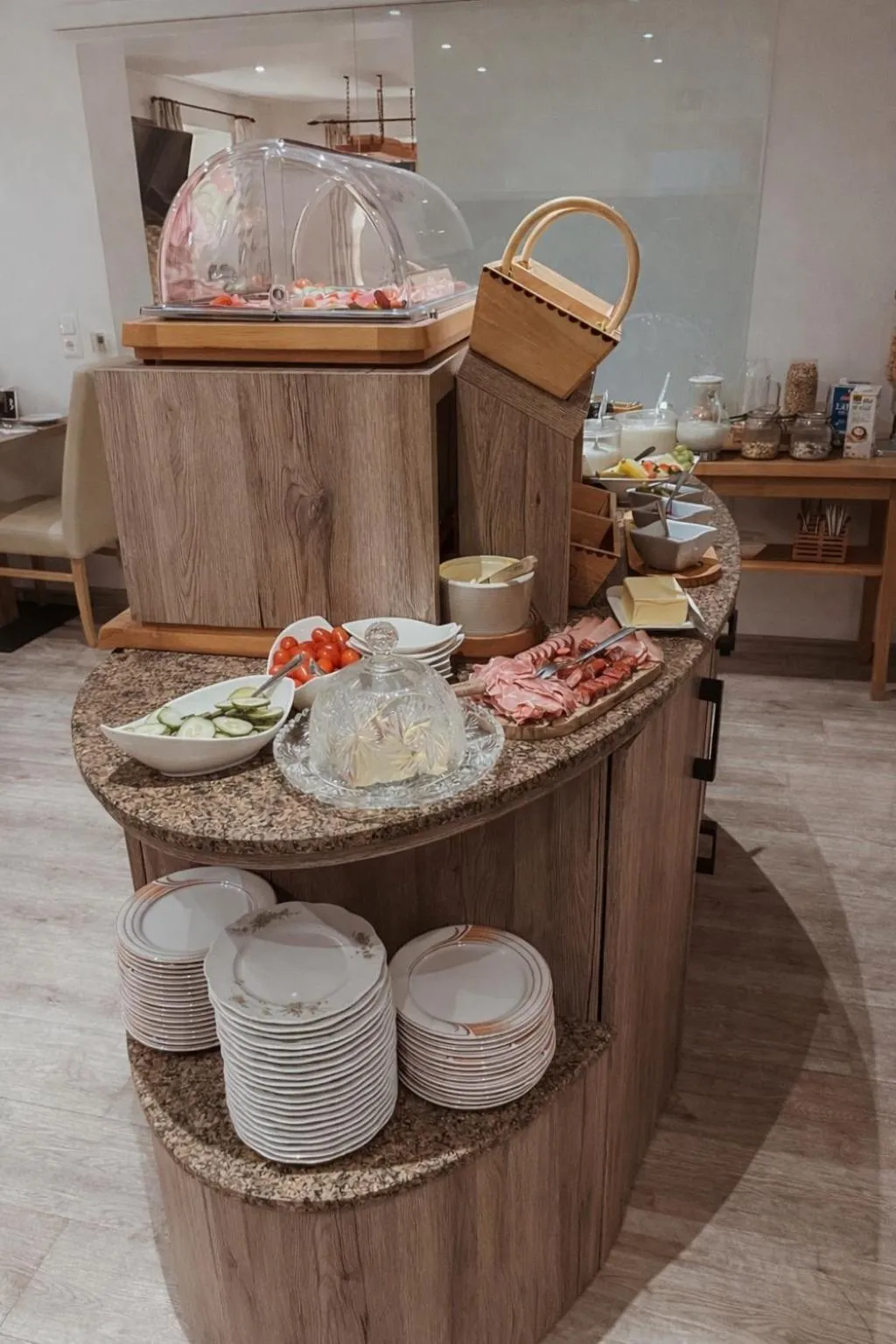 Buffet breakfast in Gästehaus Achental