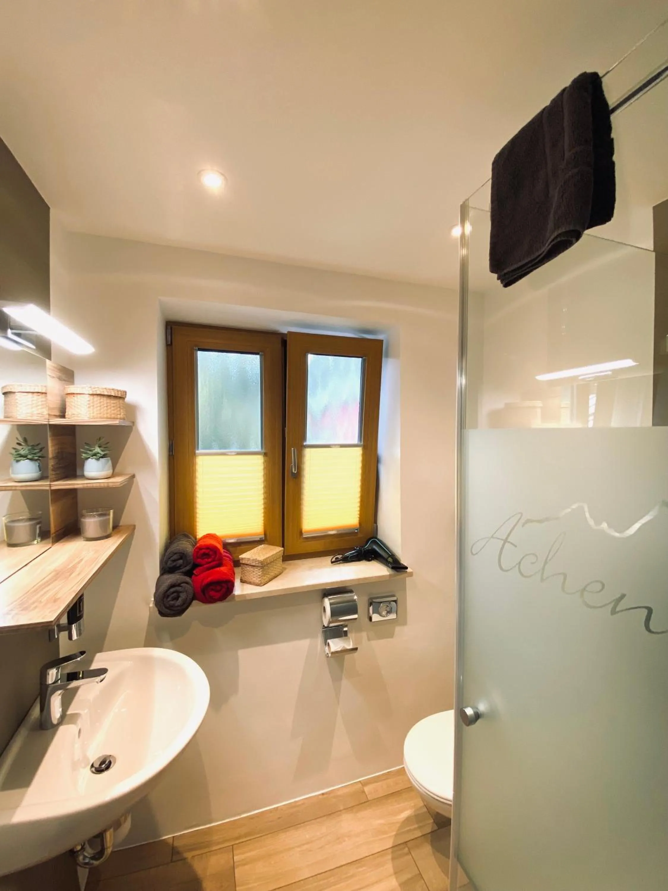 Bathroom in Gästehaus Achental