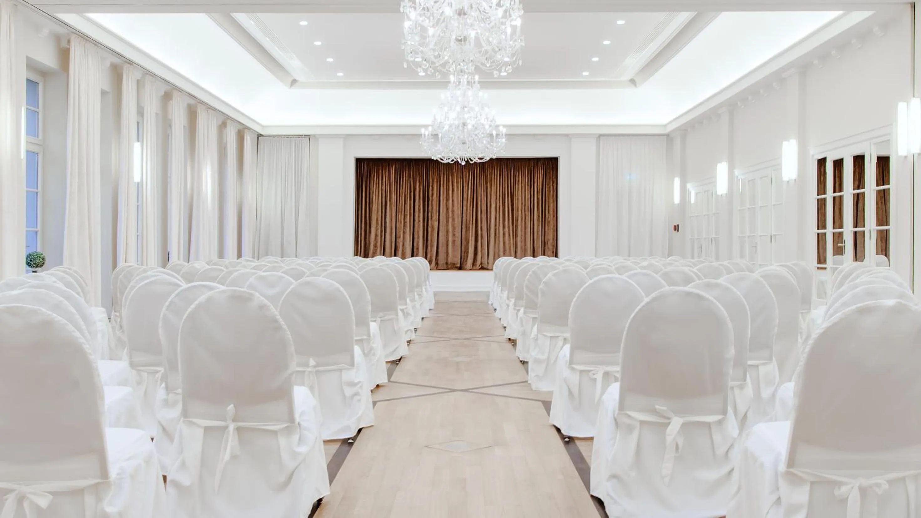 Banquet/Function facilities in Romantik Hotel Landschloss Fasanerie