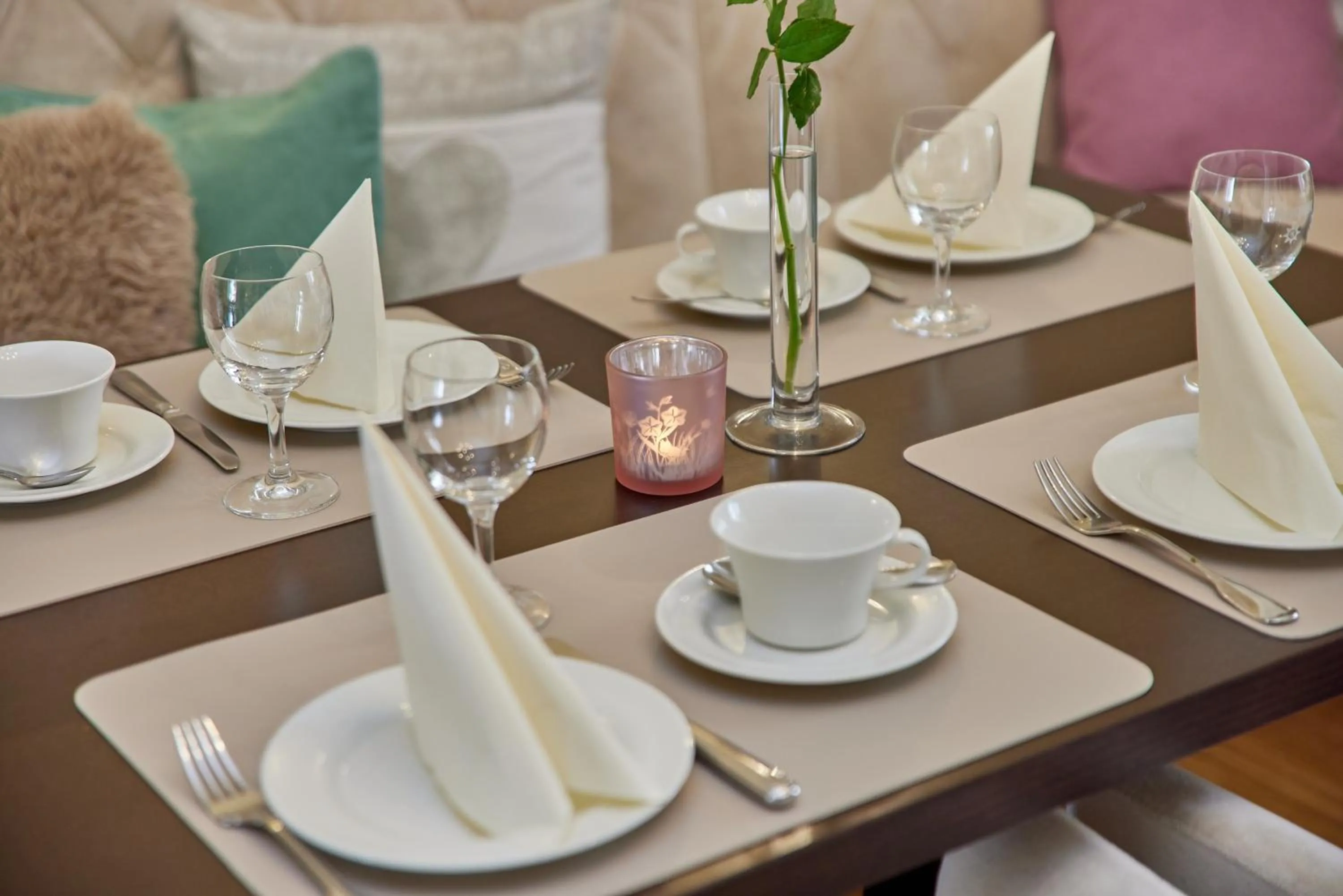 Breakfast in Hotel Sankt Maximilian "inklusive Parkplatz"