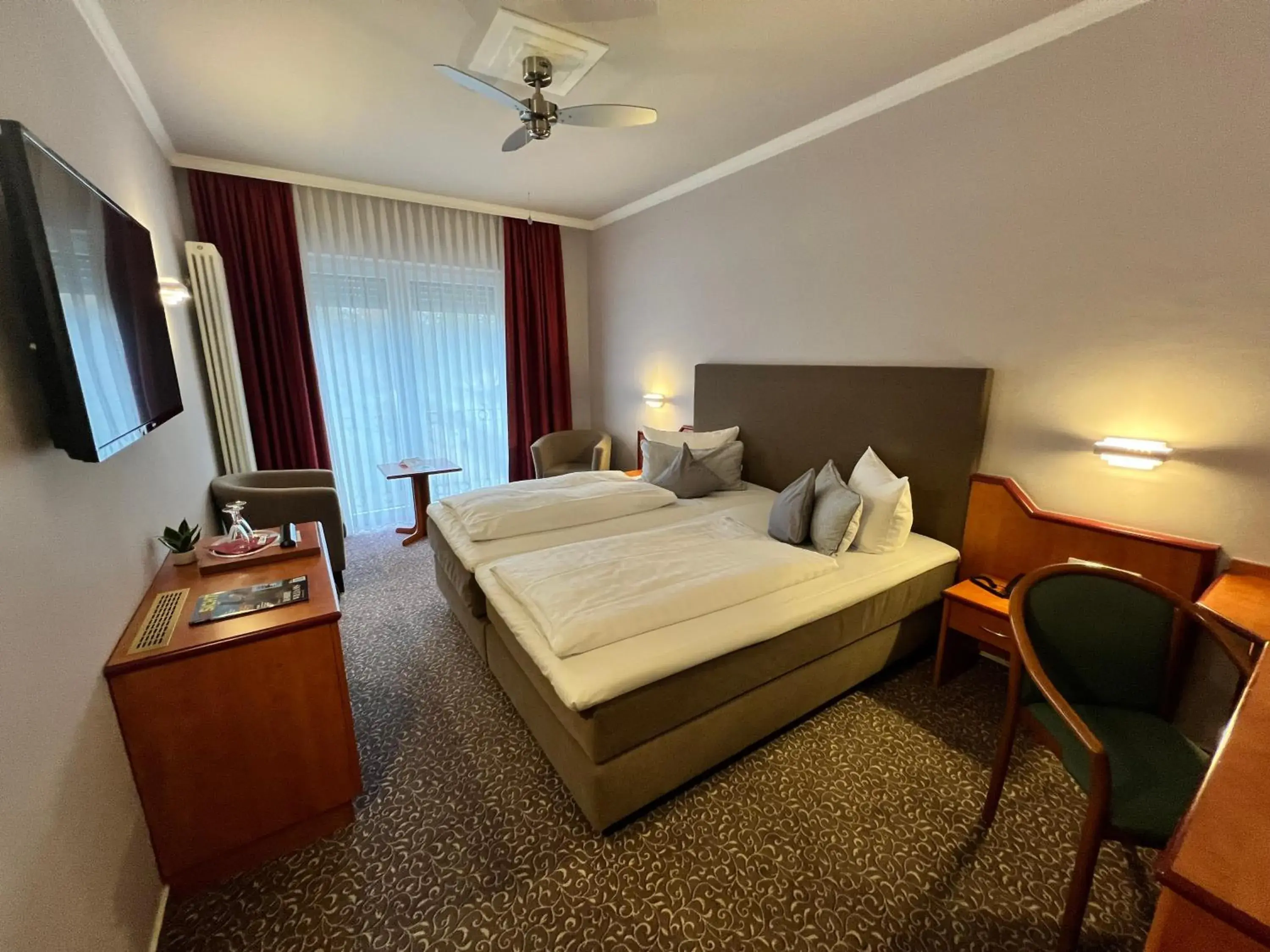 Double Room - single occupancy in Hotel Victoria Double Room - single occupancy in Hotel Victoria