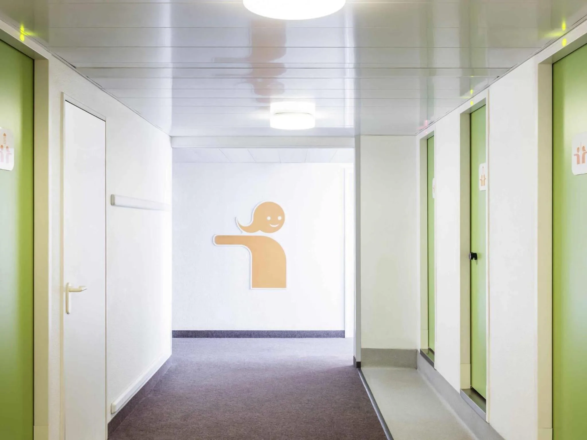 Bedroom in hotelF1 Roissy CDG Pn2