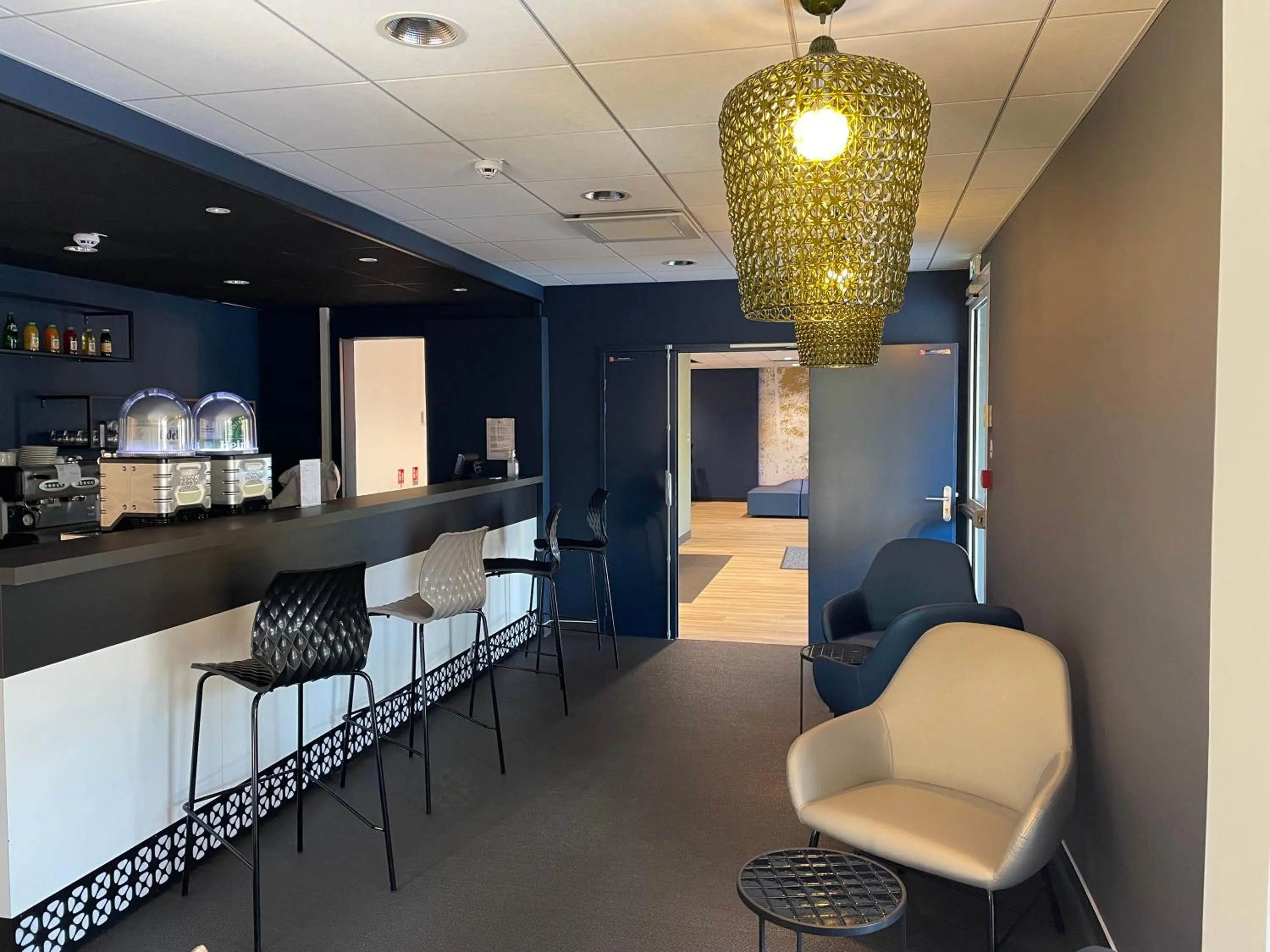 Lounge or bar in Kyriad Direct - Bourg les Valence
