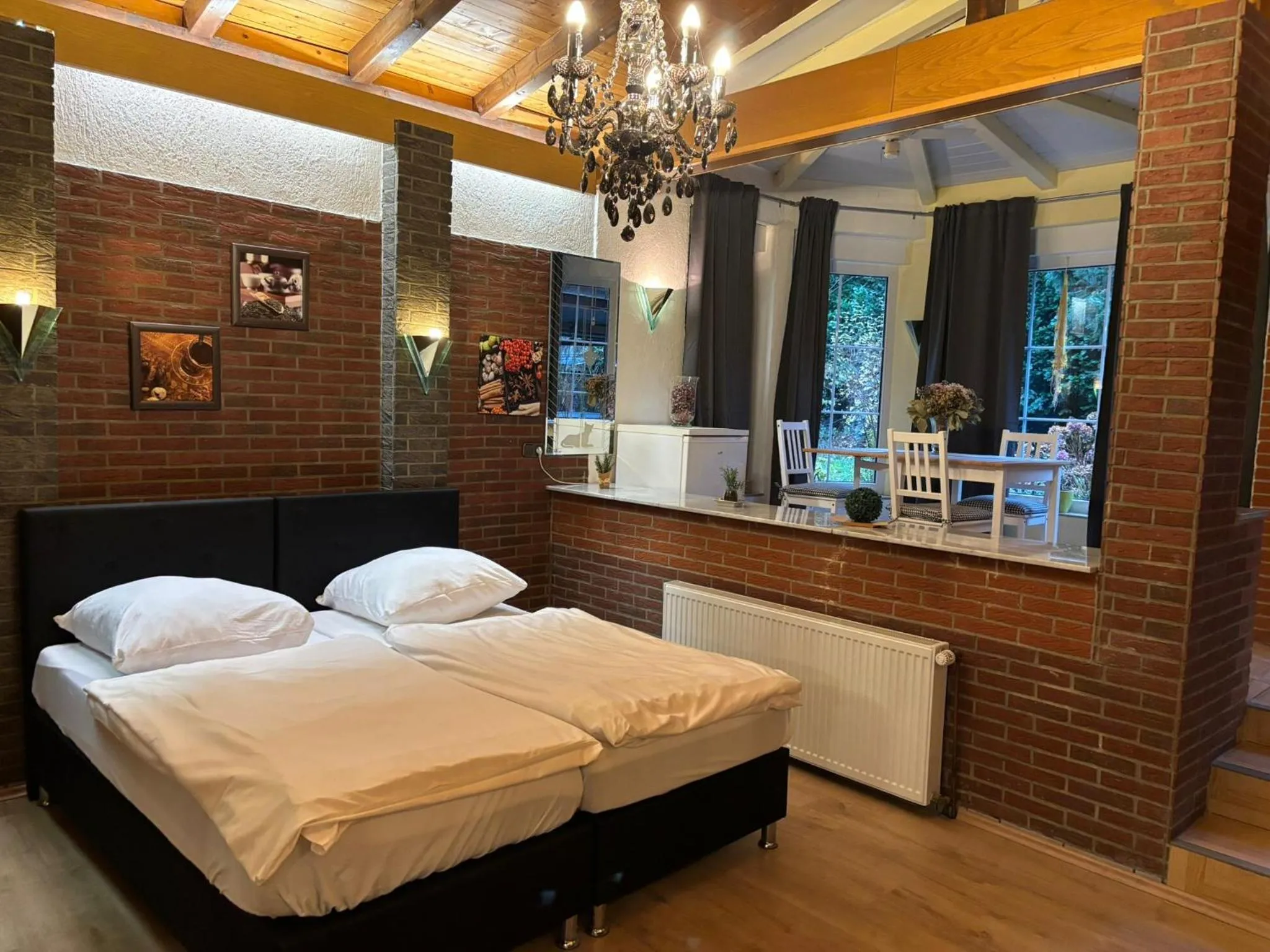 Photo of the whole room, Bed in TM Hotel Essen