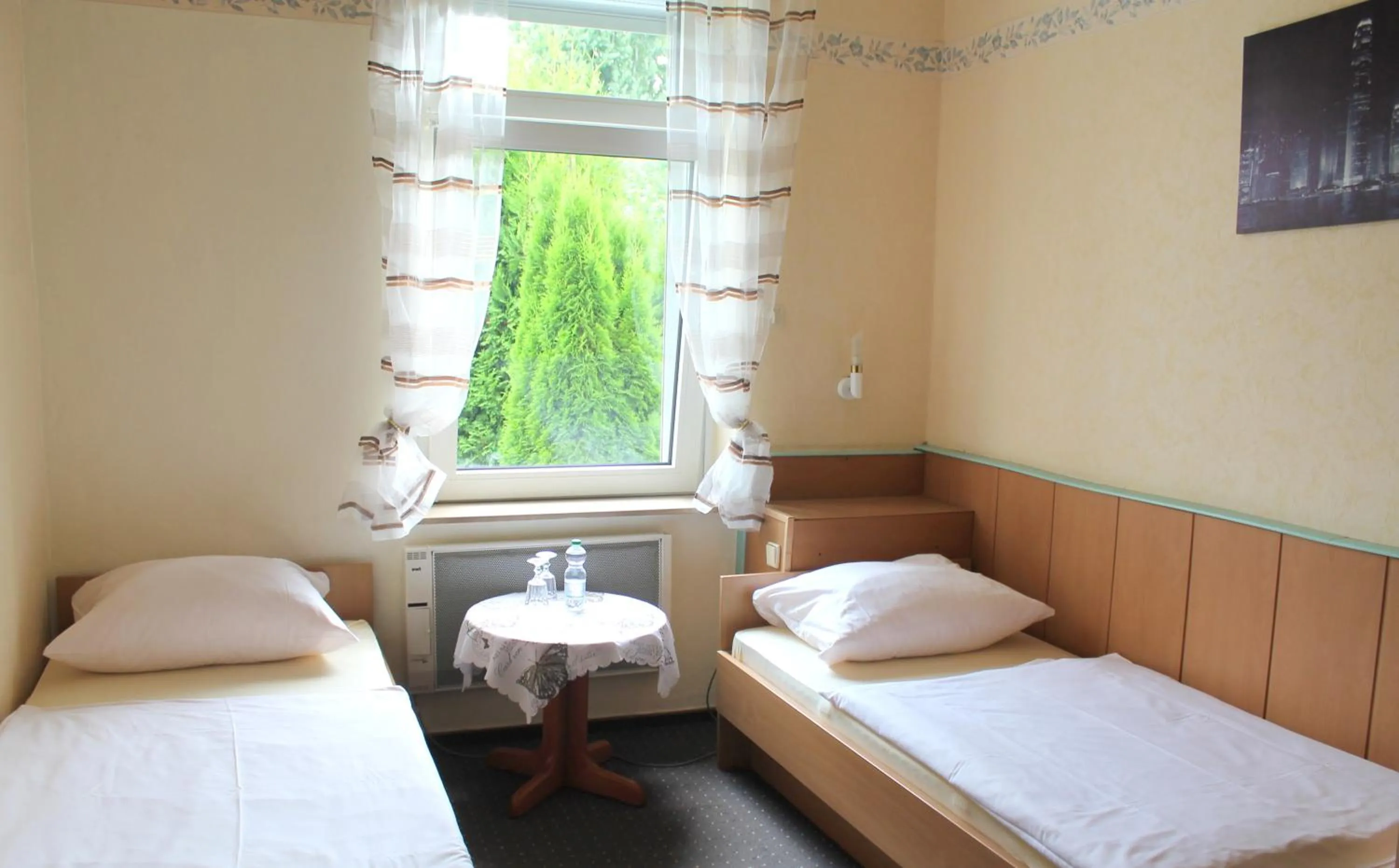 Photo of the whole room, Bed in TM Hotel Essen