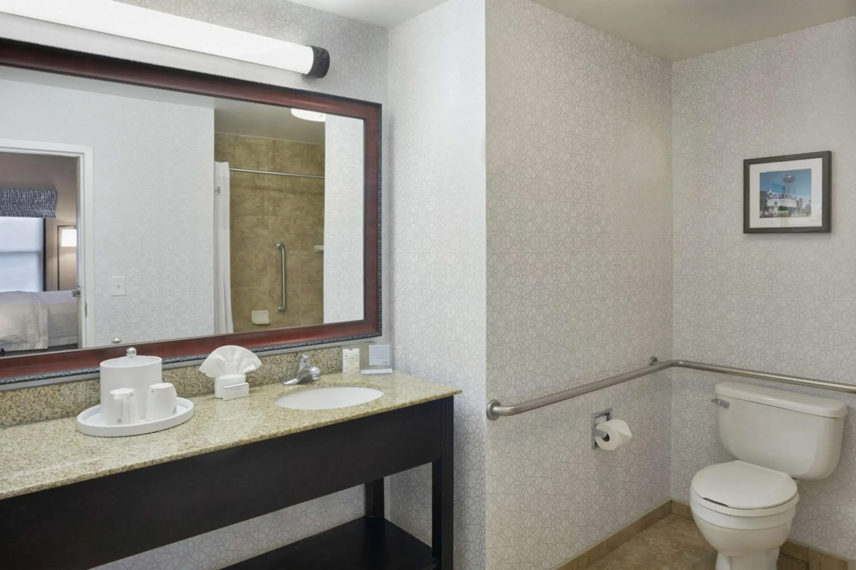 Bed in Hampton Inn Memphis/Collierville Bed in Hampton Inn Memphis/Collierville