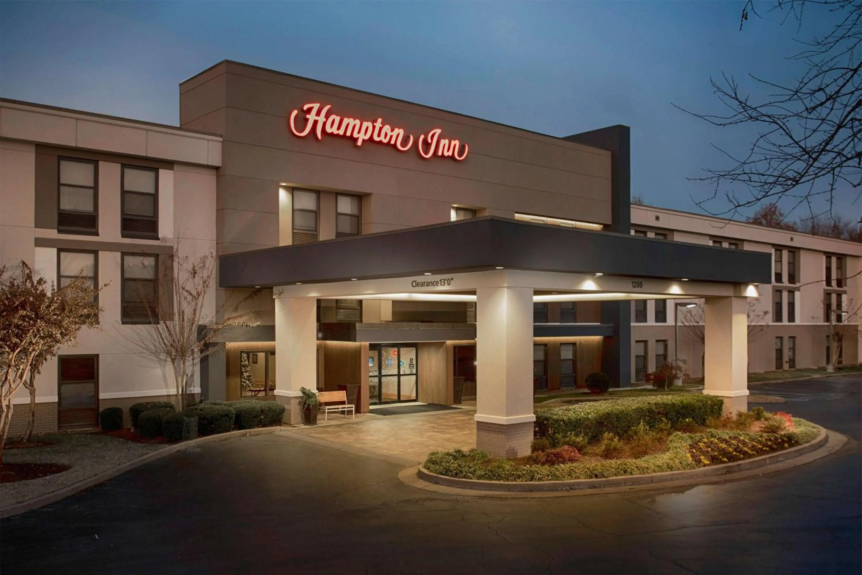Property building in Hampton Inn Memphis/Collierville