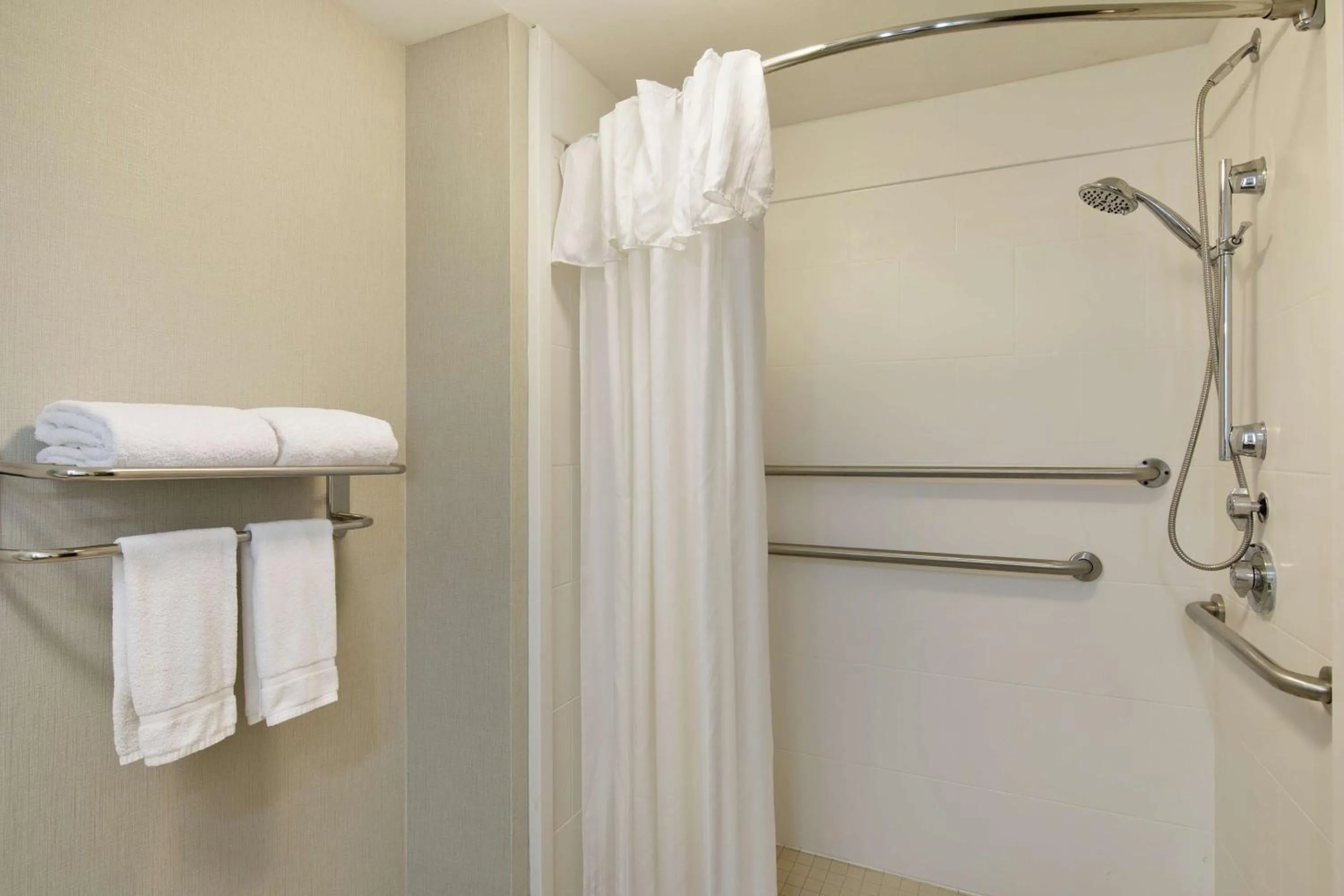 Bathroom in Homewood Suites by Hilton Lubbock