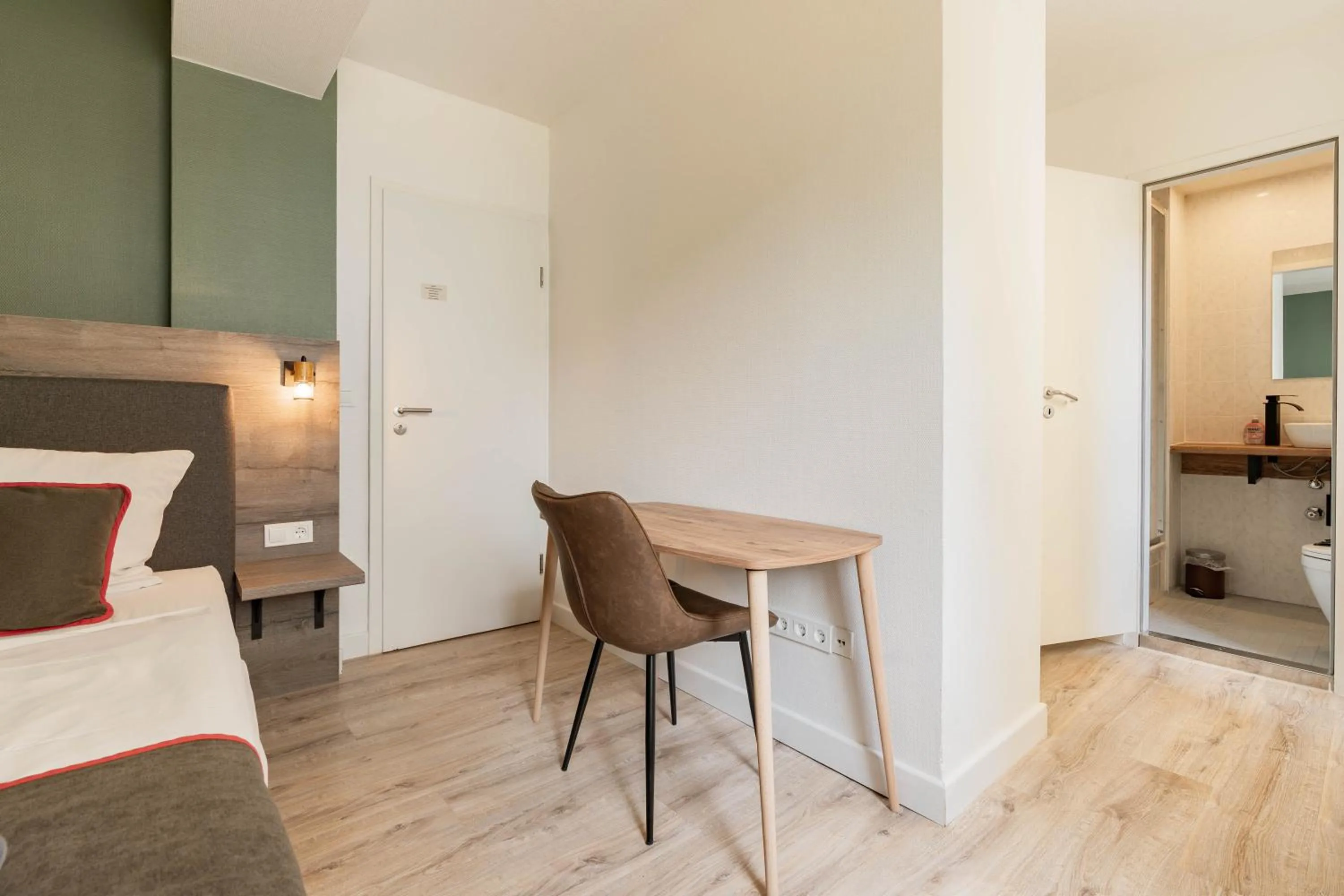 Bed in Hotel Enger Hof