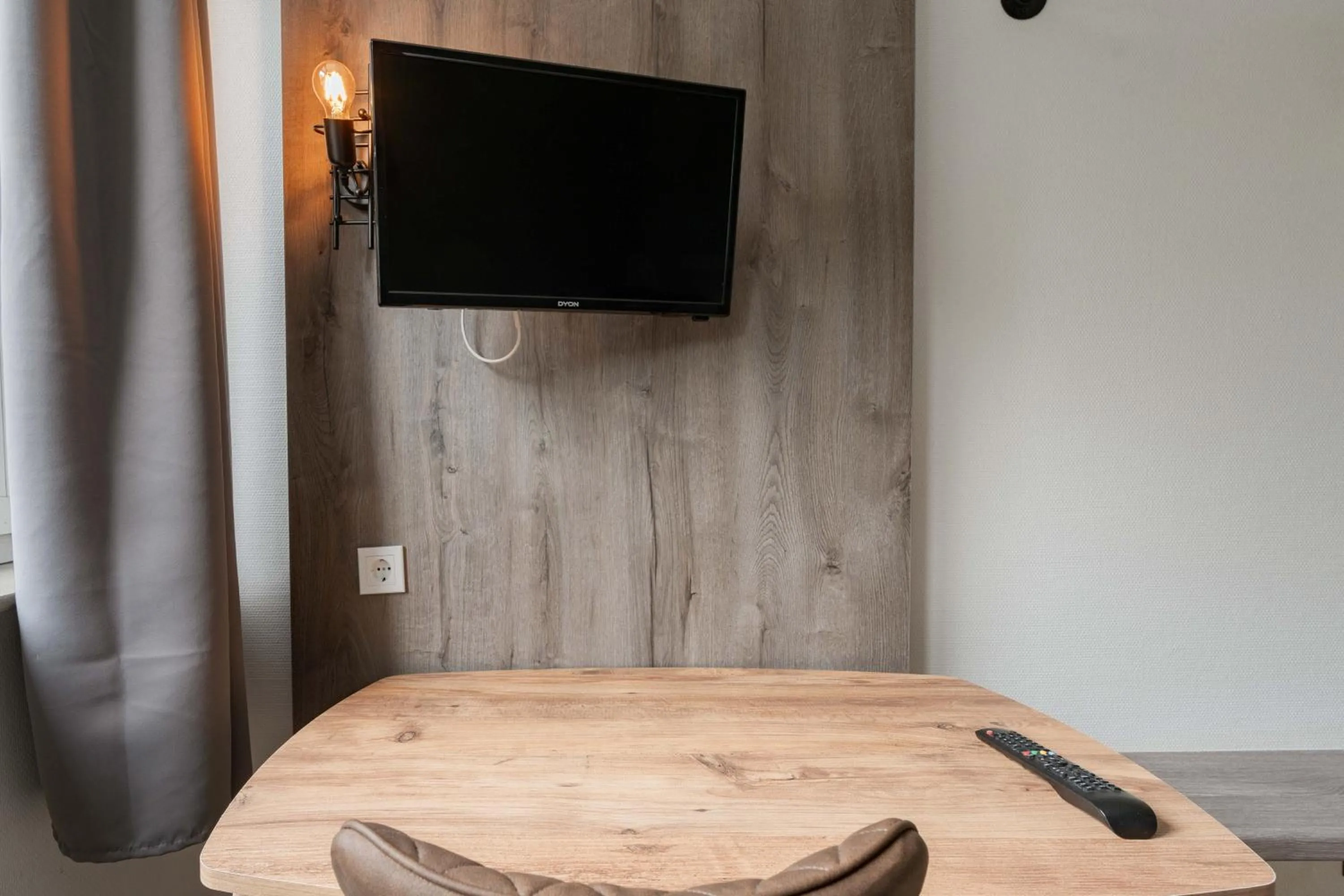 TV and multimedia in Hotel Enger Hof