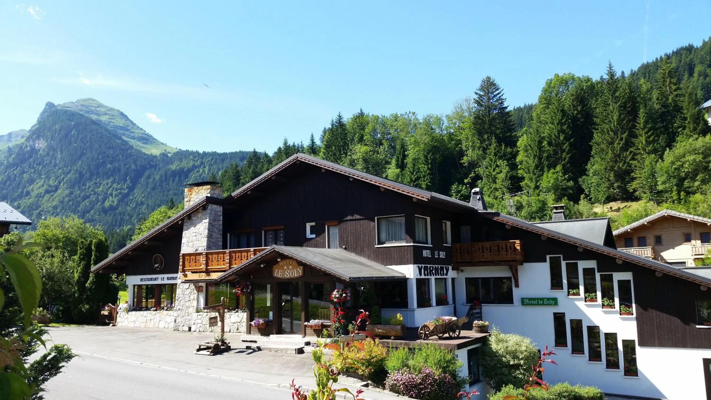 Property building in Hotel Le Soly