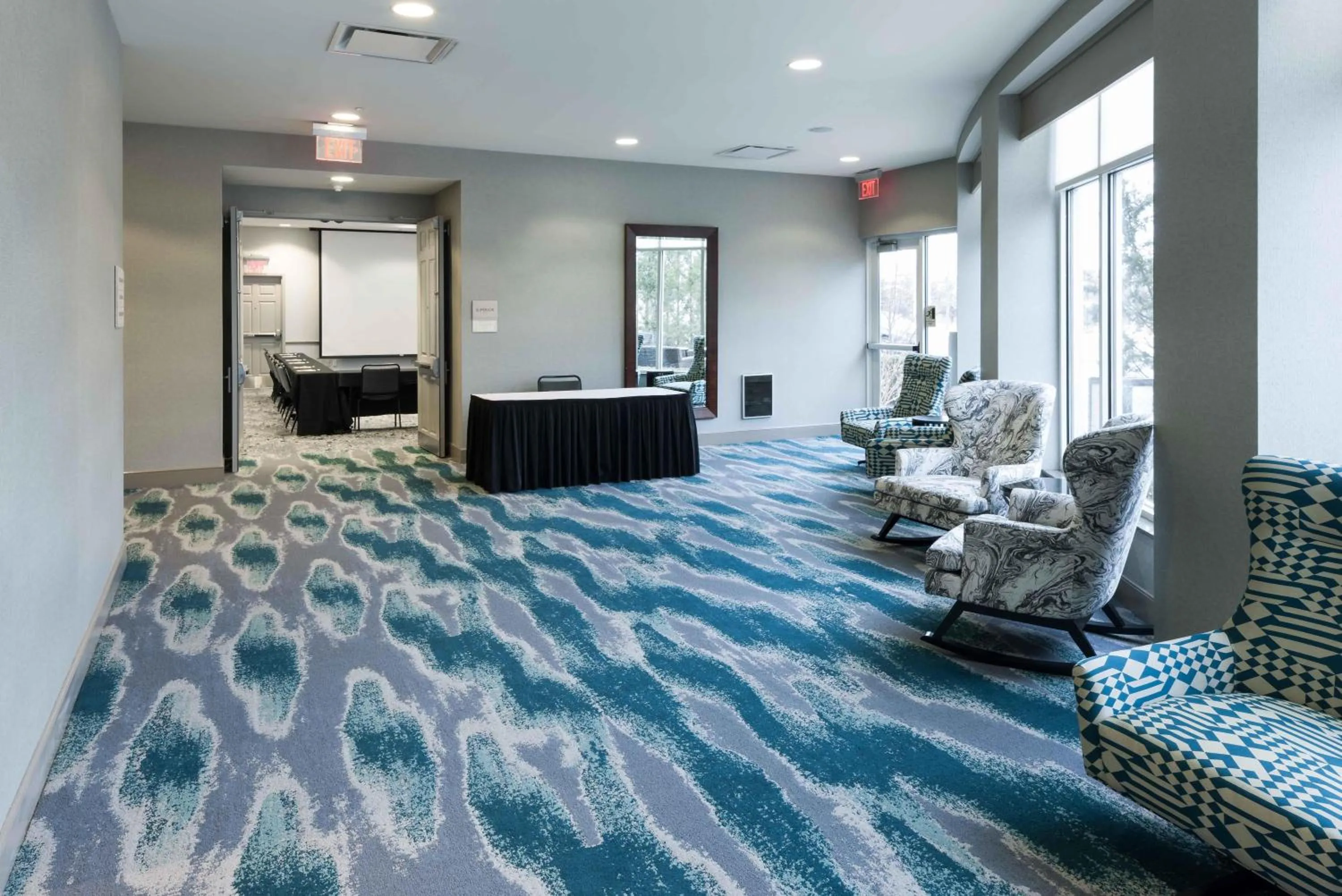 Restaurant/places to eat, Bed in Hilton Garden Inn Detroit/Novi