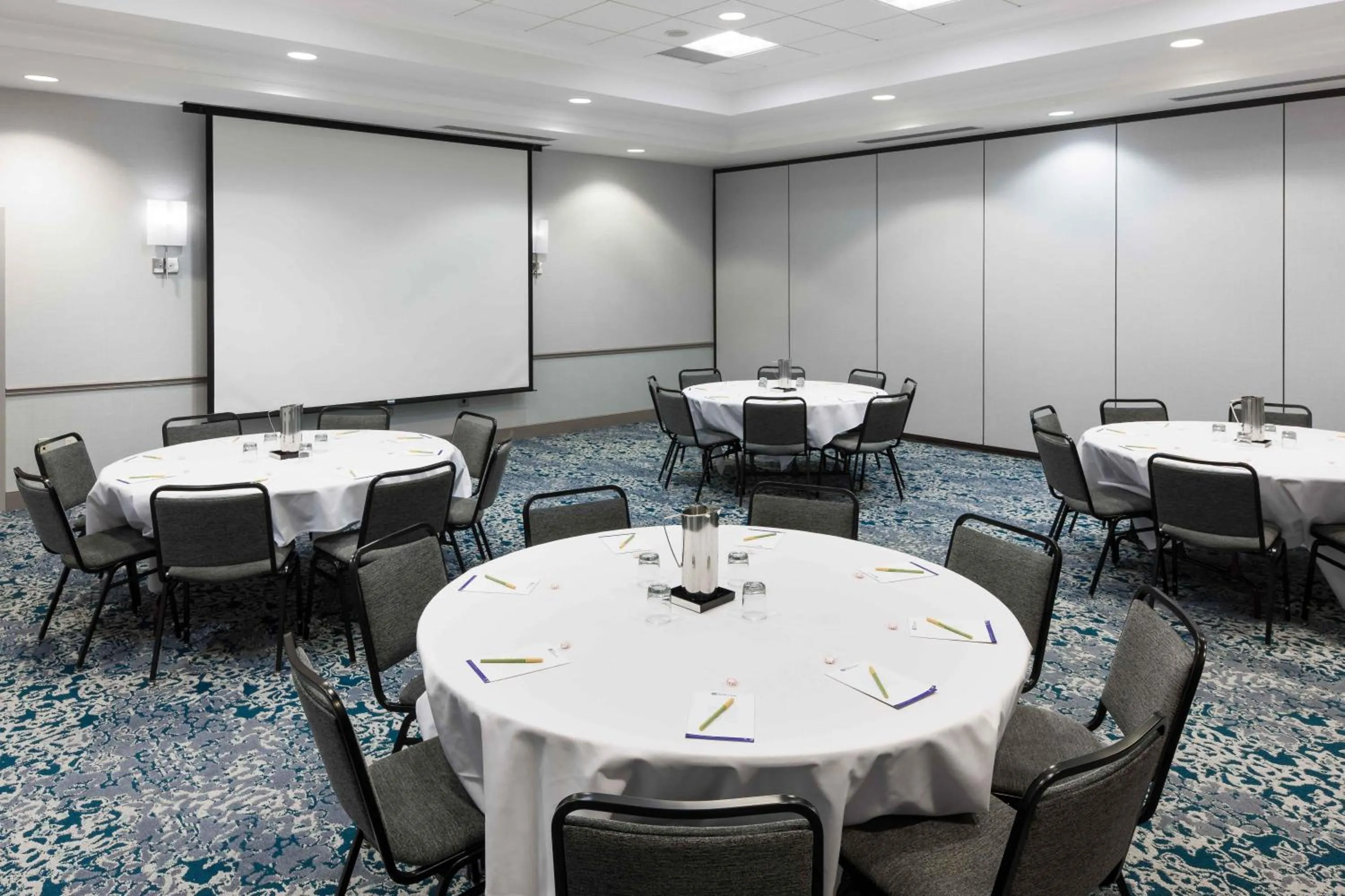 Meeting/conference room in Hilton Garden Inn Detroit/Novi