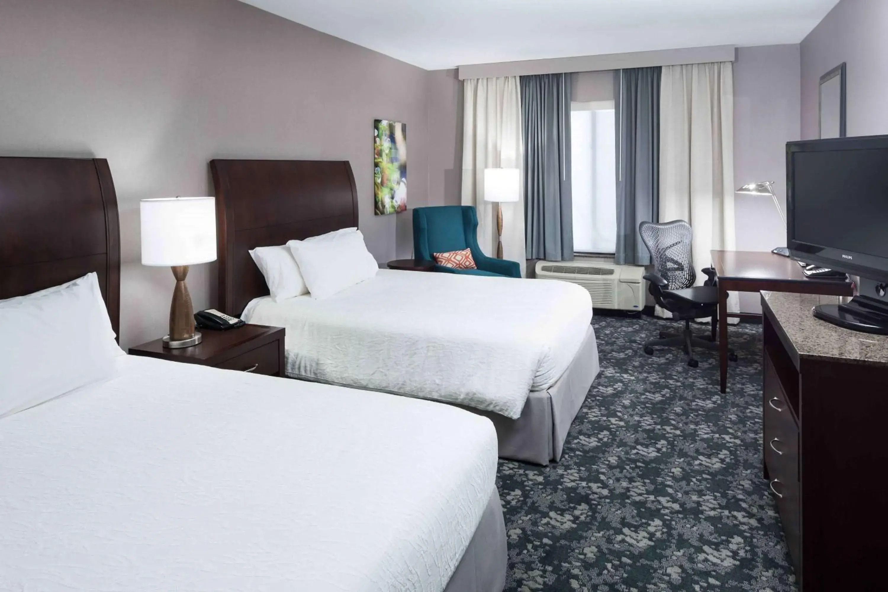 Premium Queen Room with Two Queen Beds in Hilton Garden Inn Detroit/Novi Premium Queen Room with Two Queen Beds in Hilton Garden Inn Detroit/Novi