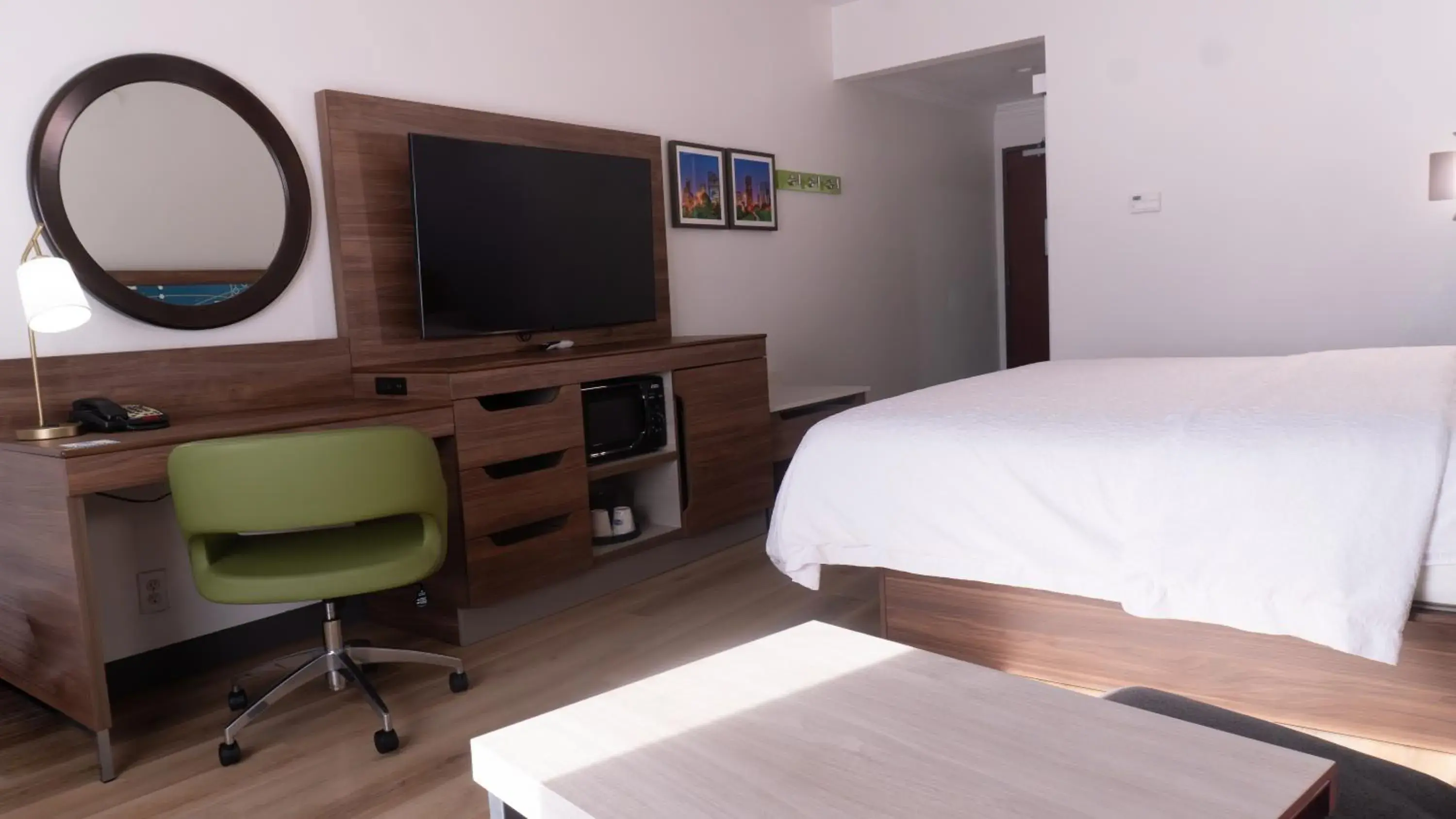 Bed in Hampton Inn and Suites Houston-Katy Bed in Hampton Inn and Suites Houston-Katy