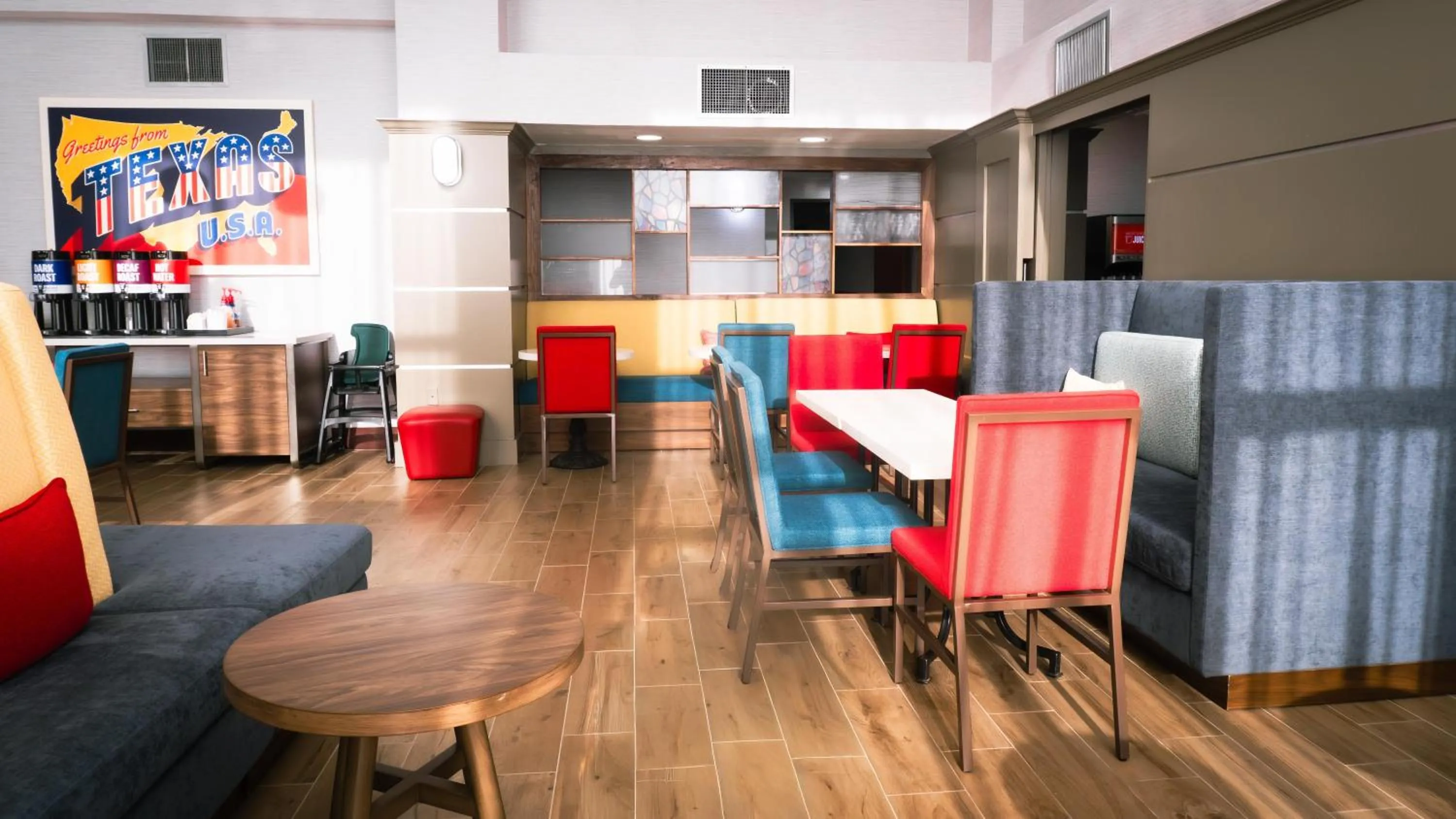 Breakfast in Hampton Inn and Suites Houston-Katy