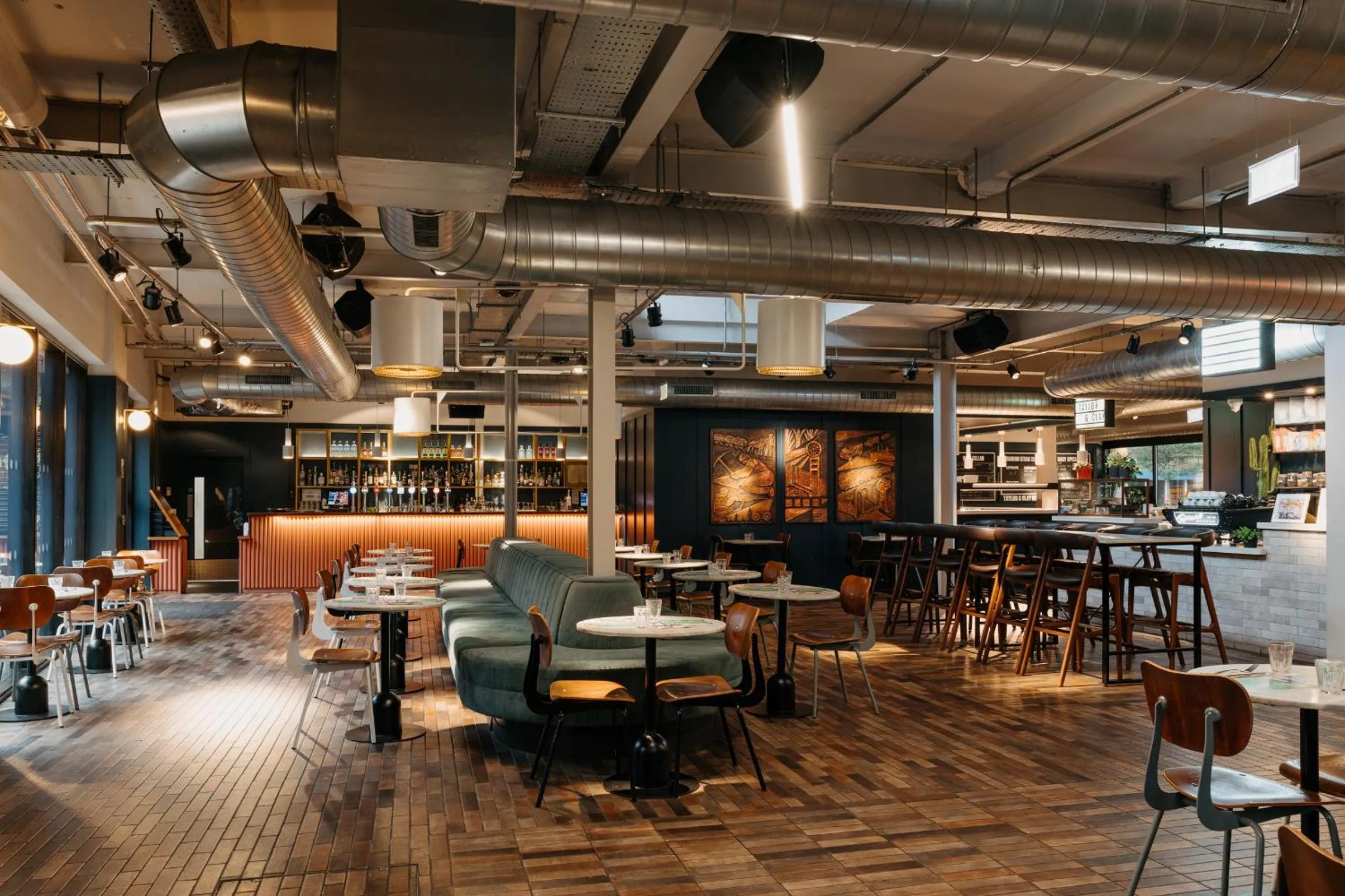 Lounge or bar in Bullitt Hotel