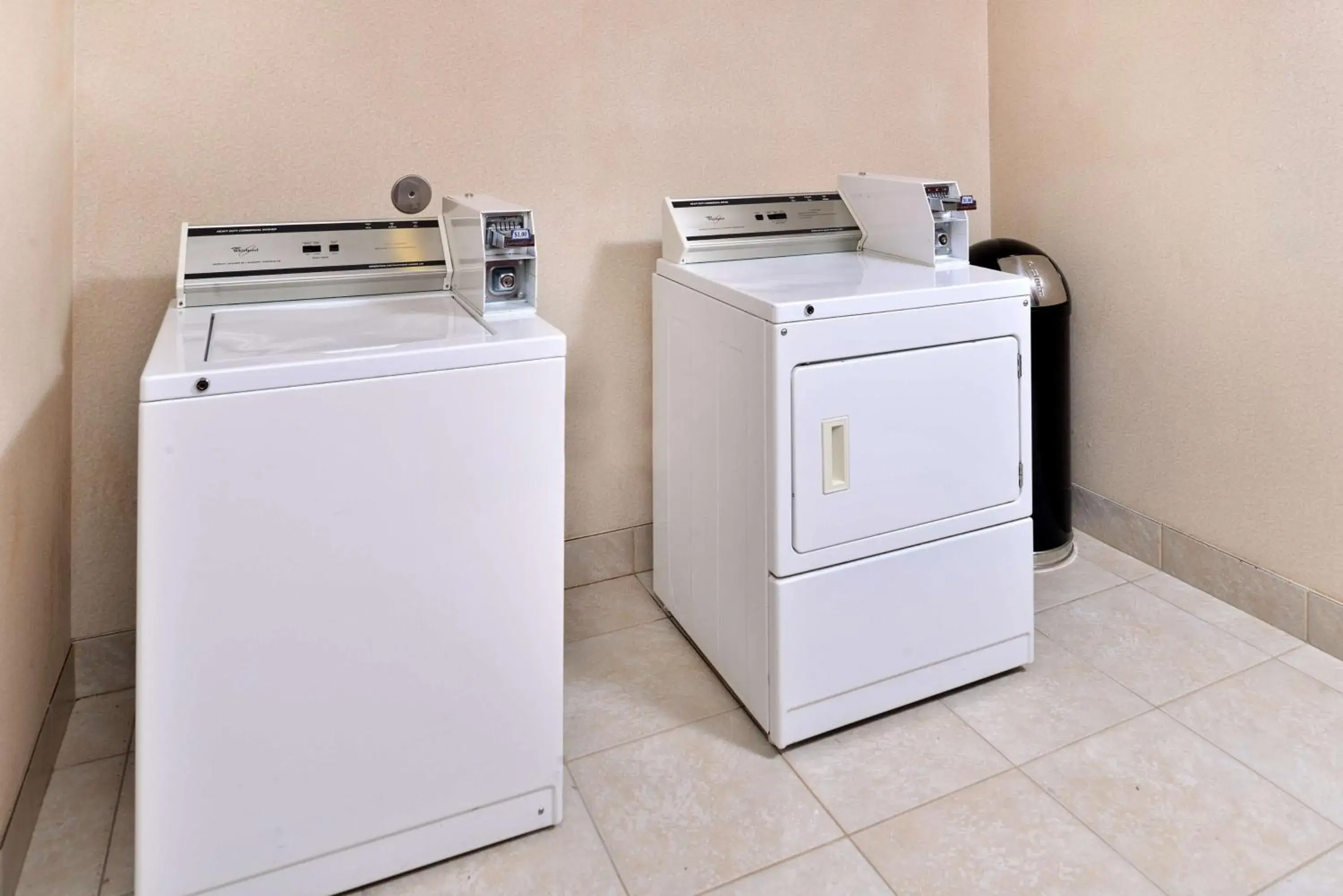 Property building in Hampton Inn Houston-Deer Park Ship Area Property building in Hampton Inn Houston-Deer Park Ship Area