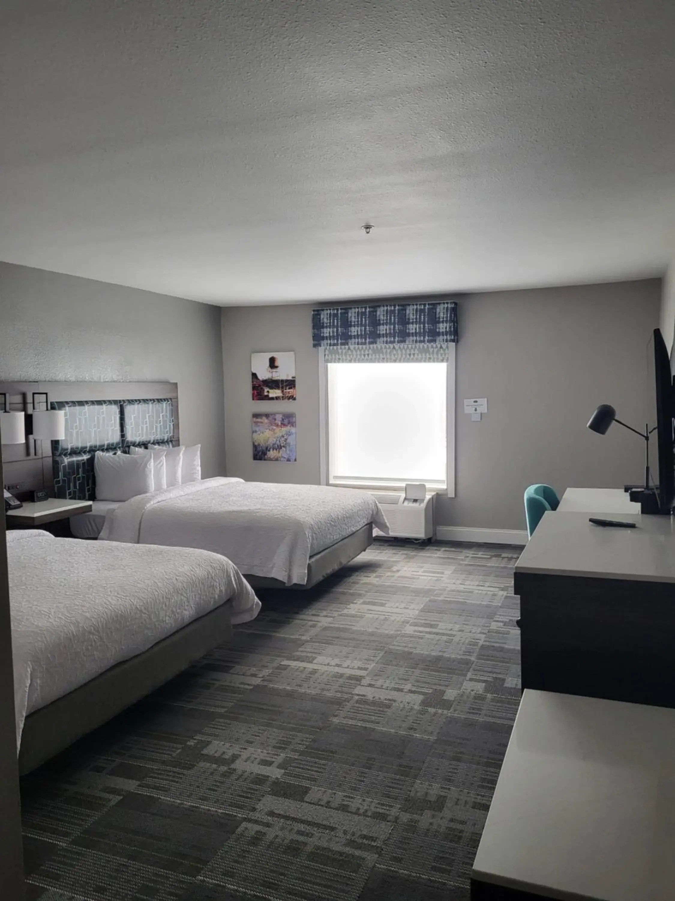 Bed in Hampton Inn Houston-Deer Park Ship Area Bed in Hampton Inn Houston-Deer Park Ship Area