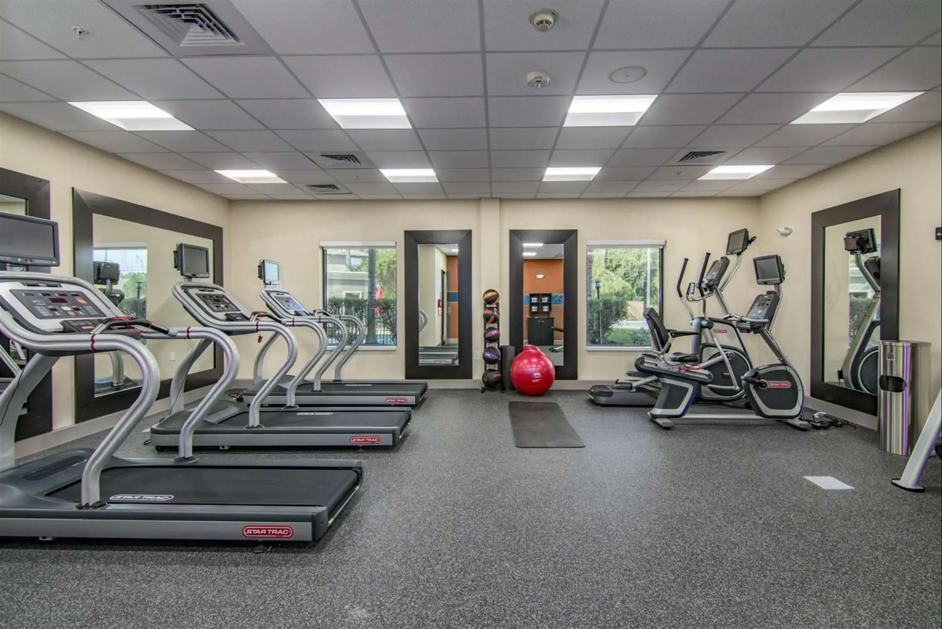 Fitness centre/facilities in Hampton Inn Houston NASA-Johnson Space Center Fitness centre/facilities in Hampton Inn Houston NASA-Johnson Space Center