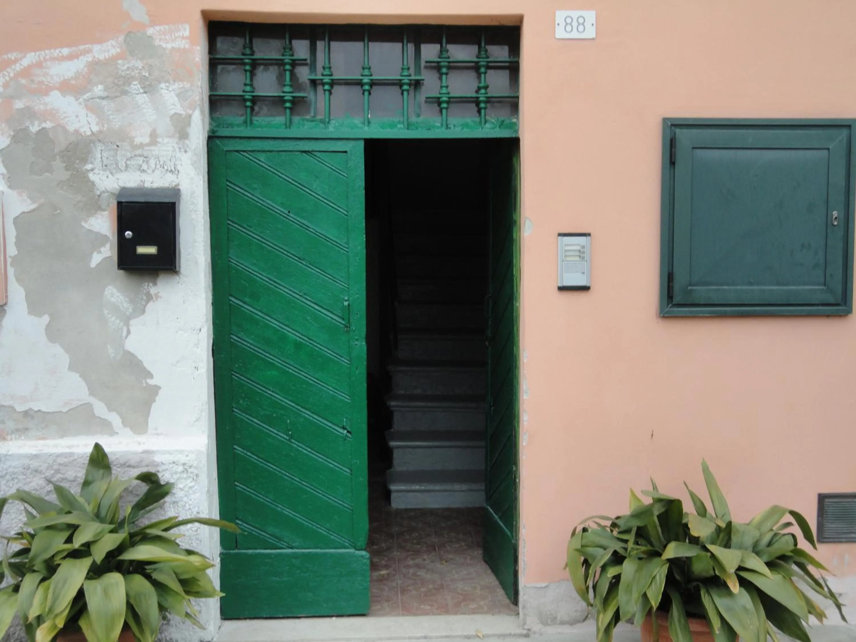 Facade/entrance in Casa Margherita