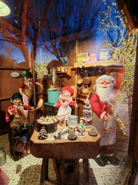 Evening entertainment in Hôtel Paul Riquet