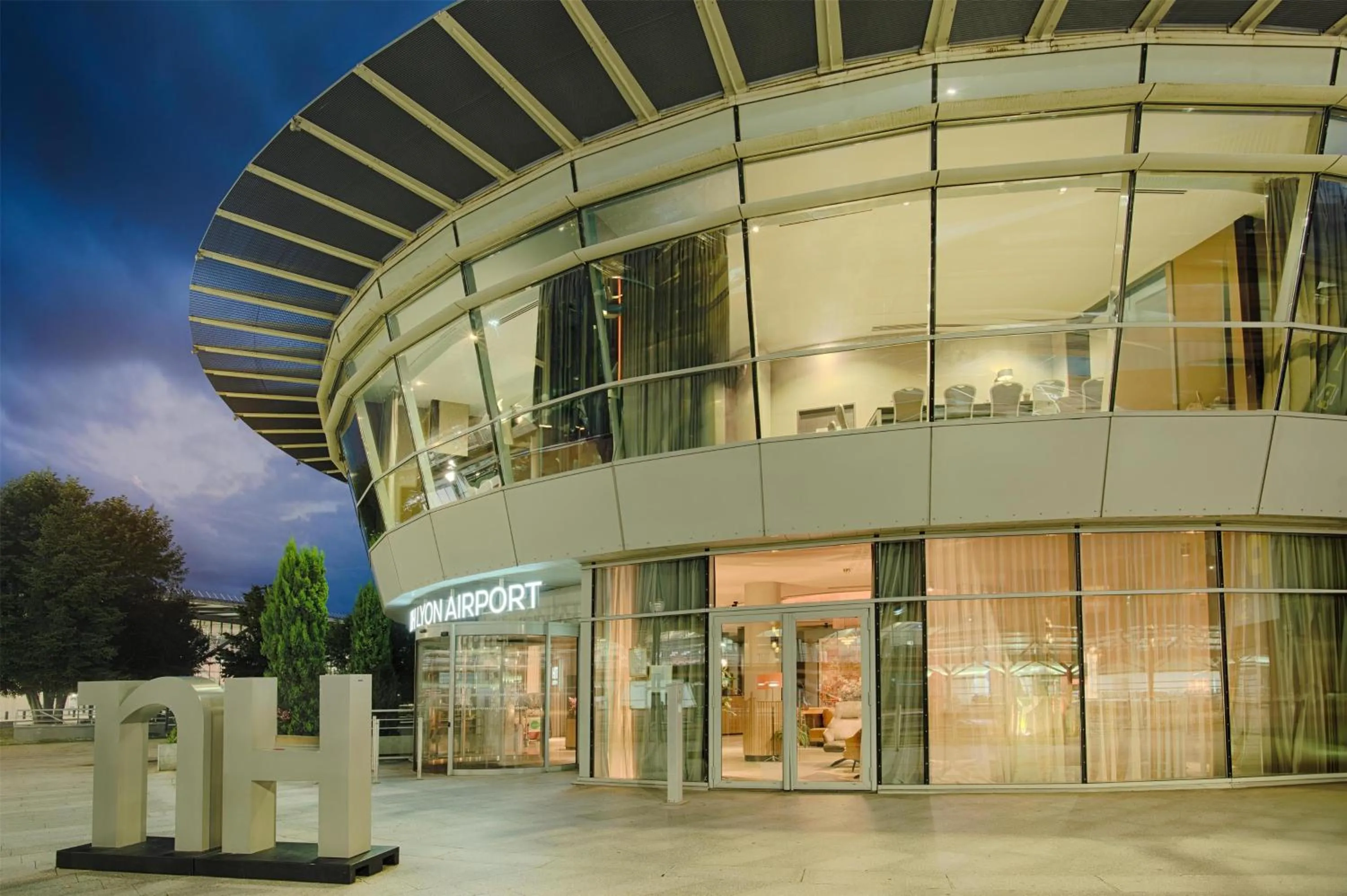 Property building in NH Lyon Airport