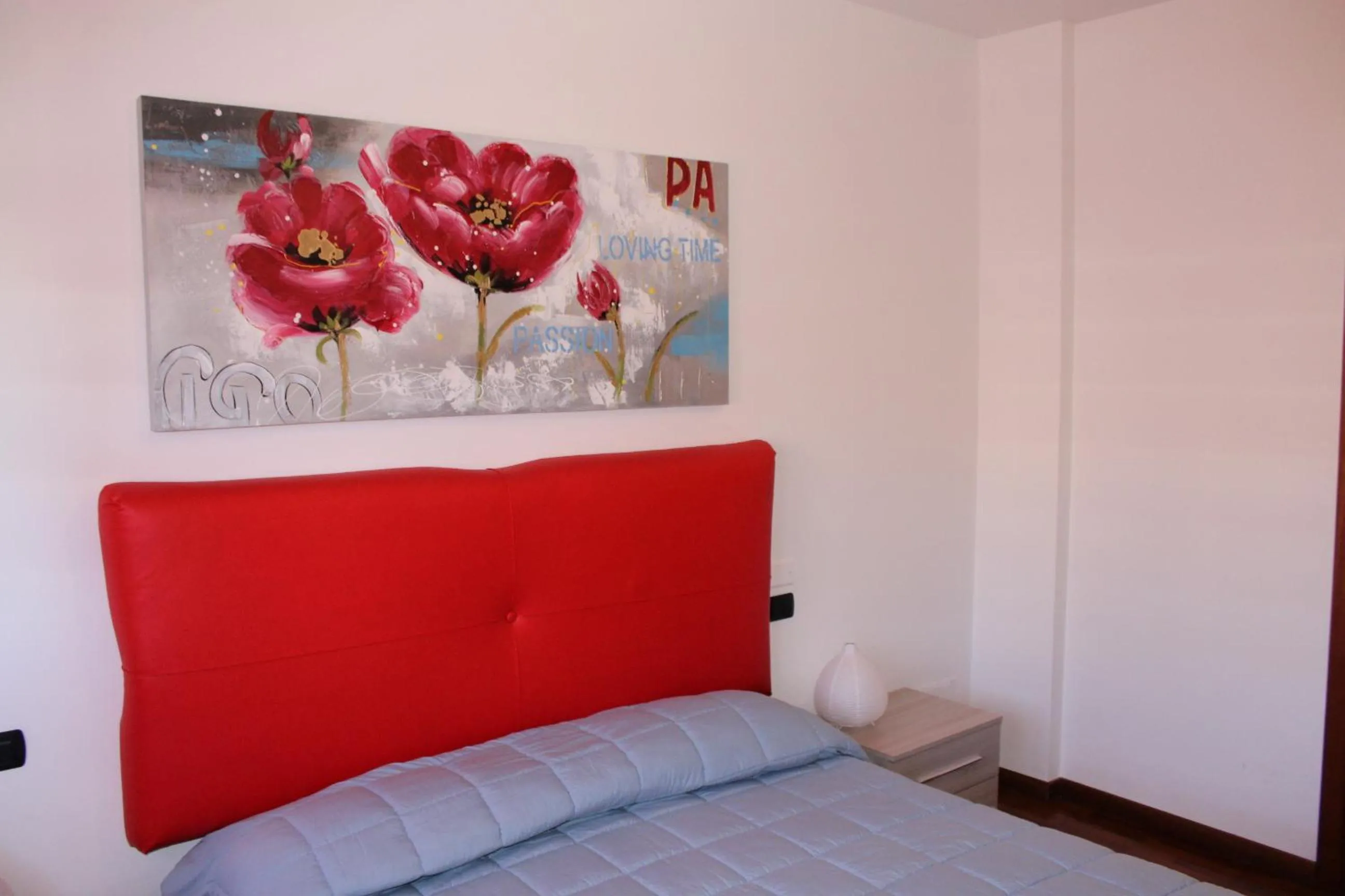 Decorative detail, Bed in B&B le Pleiadi Aeroporto Fiumicino