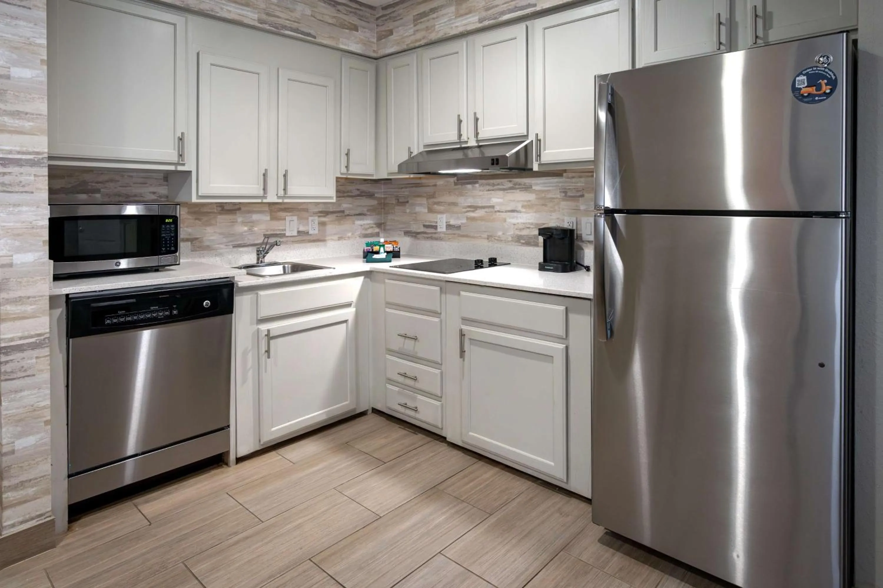 Kitchen or kitchenette in Homewood Suites by Hilton Ft. Worth-Bedford