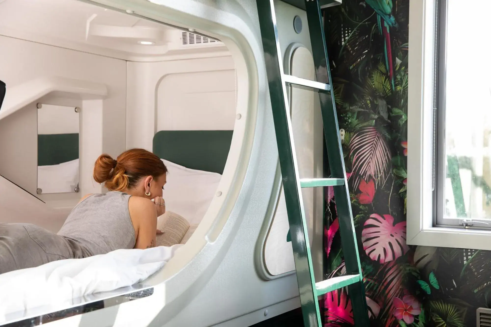 Bed in LyLo Christchurch Airport Bed in LyLo Christchurch Airport