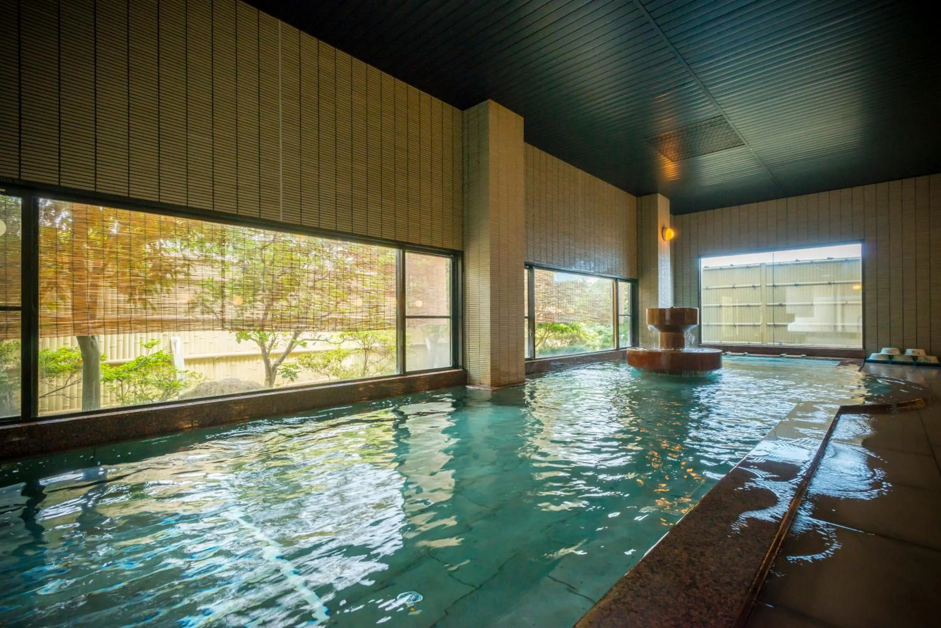 Public Bath in Kanoya Kourakuen