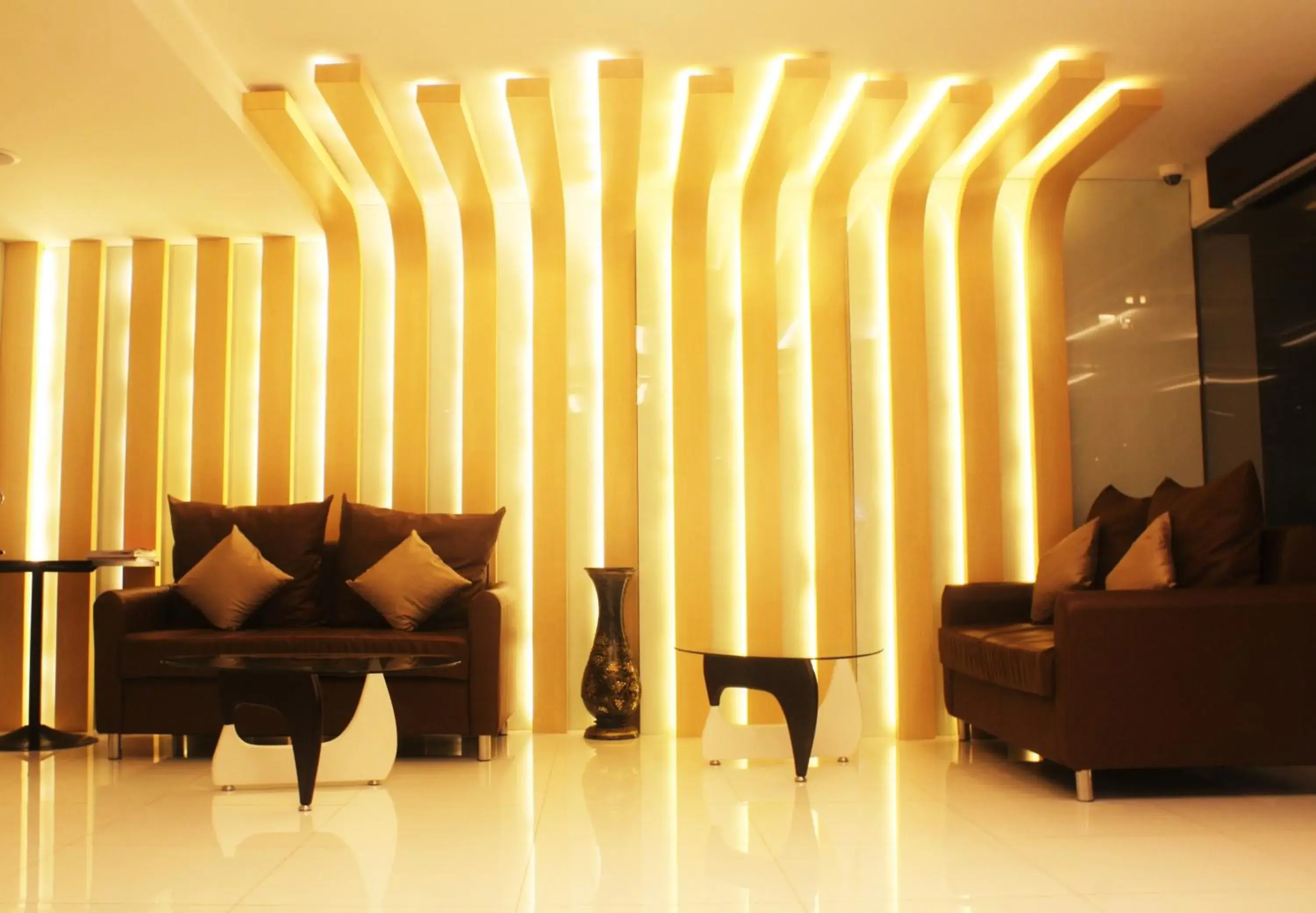 Lobby or reception in Metro Hotel & Spa Lobby or reception in Metro Hotel & Spa