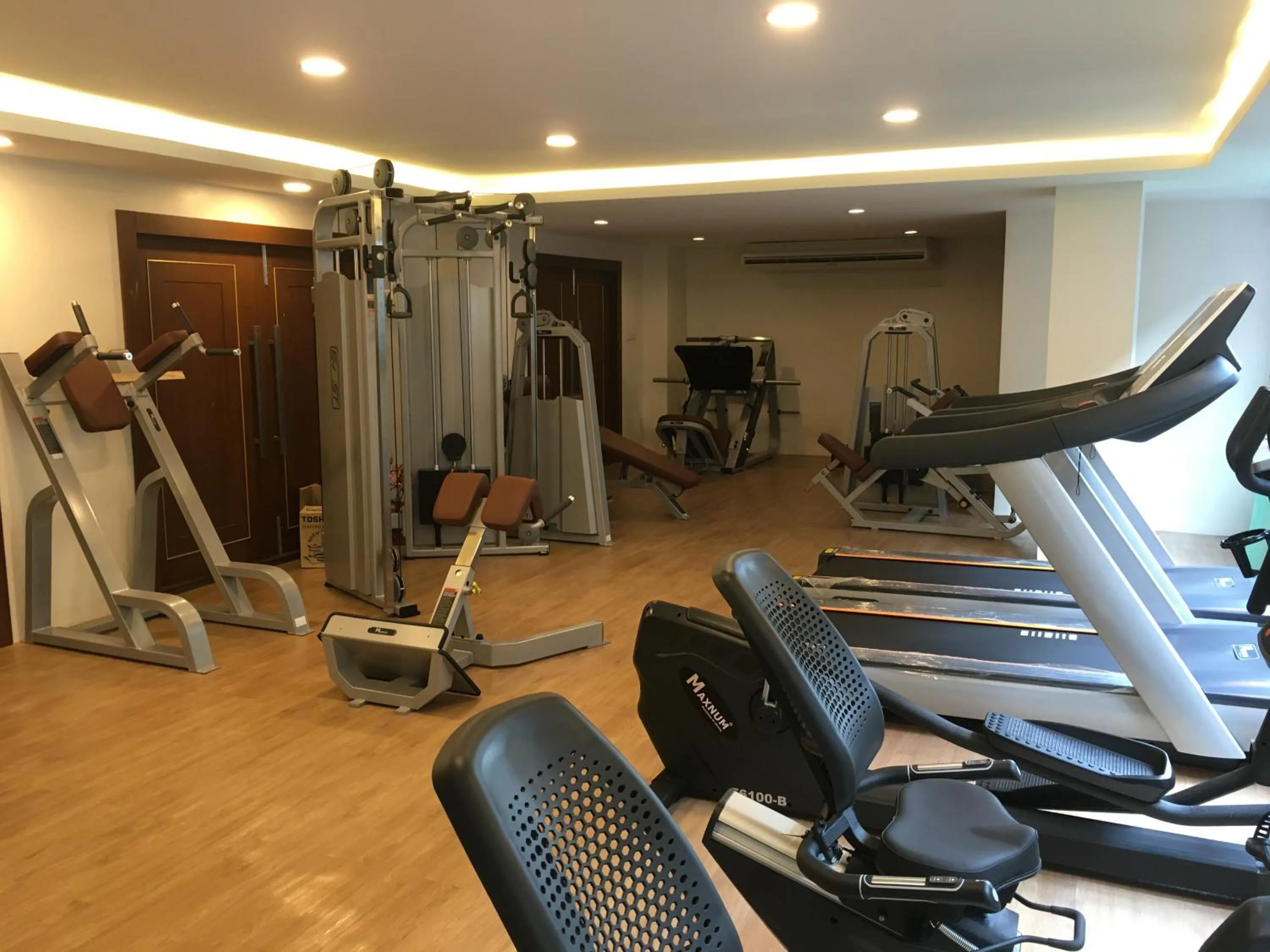 Fitness centre/facilities in Metro Hotel & Spa