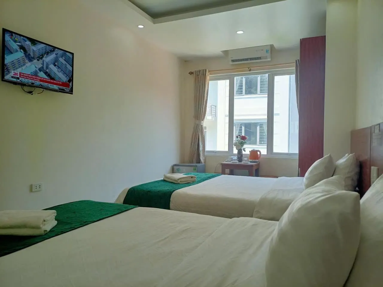 Bedroom, Bed in catba sunrise hotel