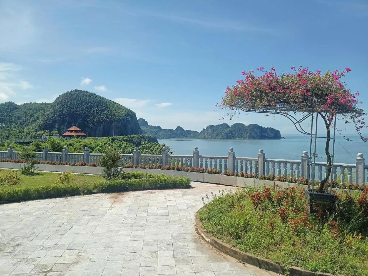 Natural landscape in catba sunrise hotel
